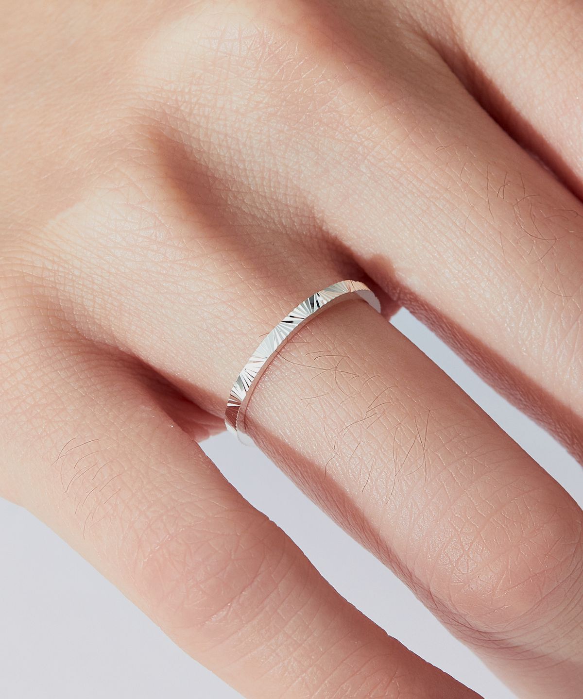 엘렌쥬얼리(HELENE JEWELRY) 925 실버 선 샤인 컷팅 미스 링 은 반지