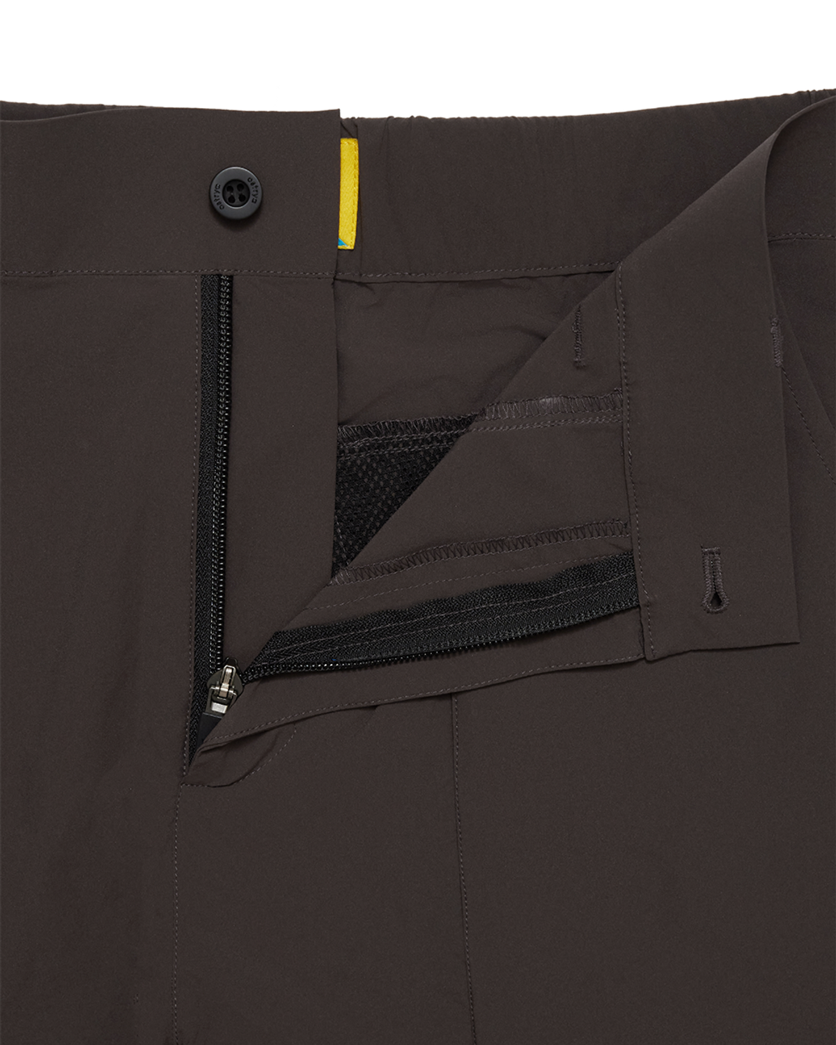 오스트리야(OSTRYA) 26SS Active Shorts Umber