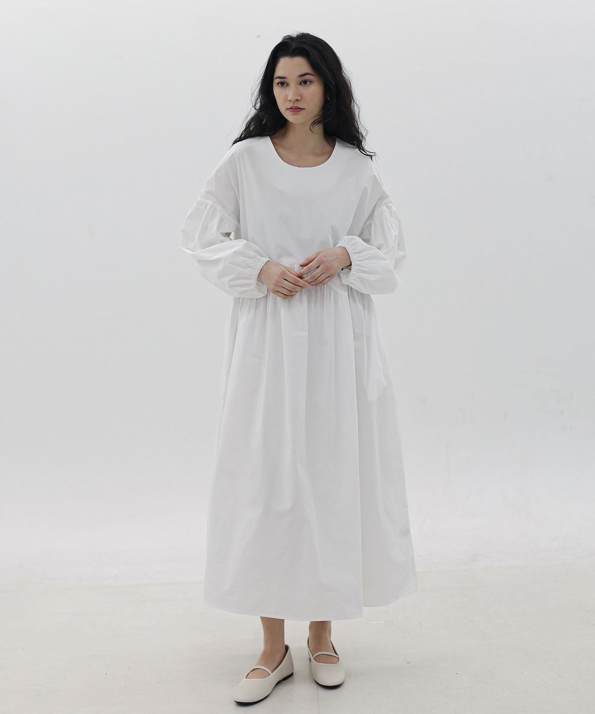 클래프(CLAFF) 웨이브 퍼프 코튼 원피스_ivory