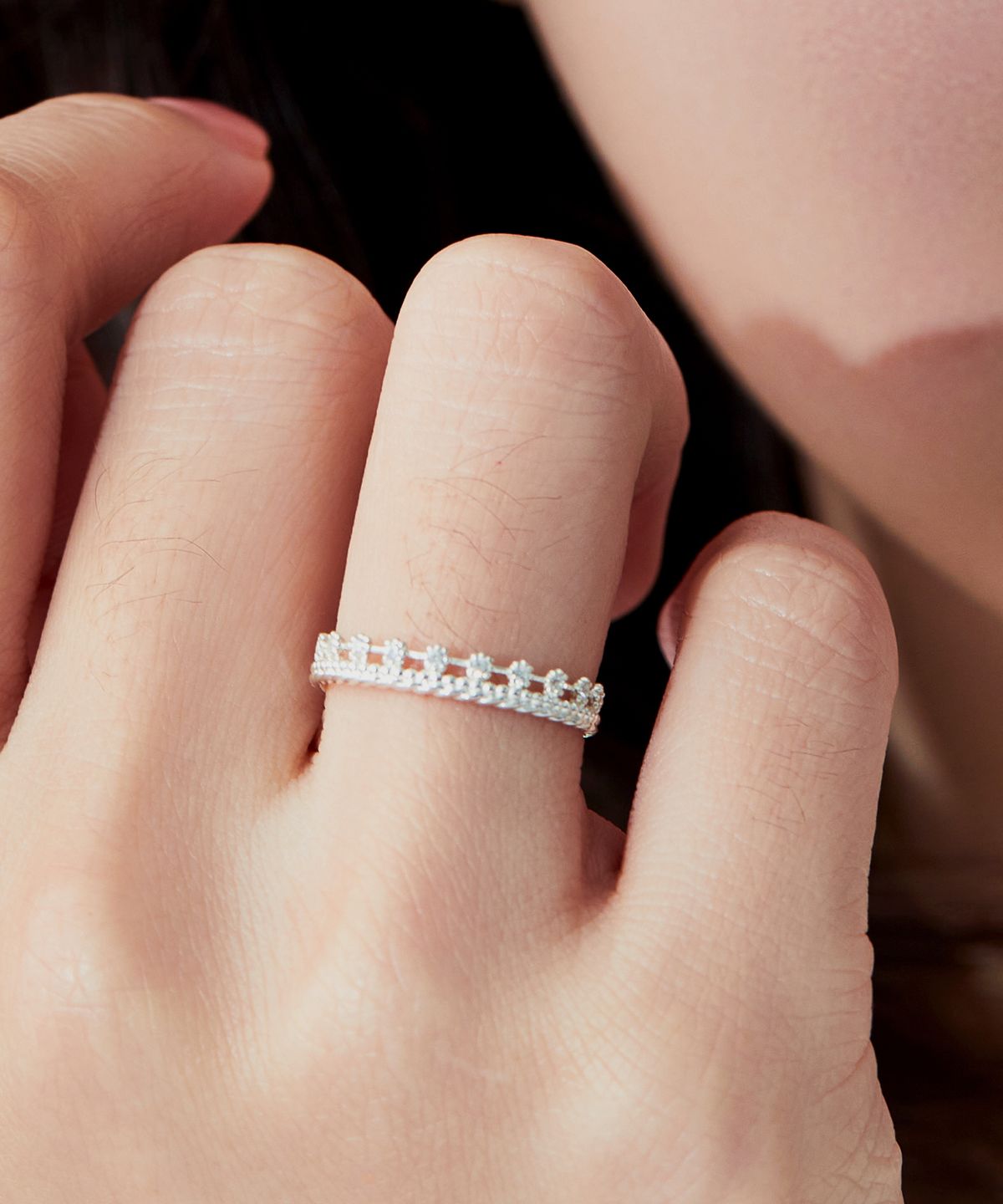 엘렌쥬얼리(HELENE JEWELRY) 925 실버 슬림 크라운 큐빅 왕관 미스 링 은 반지