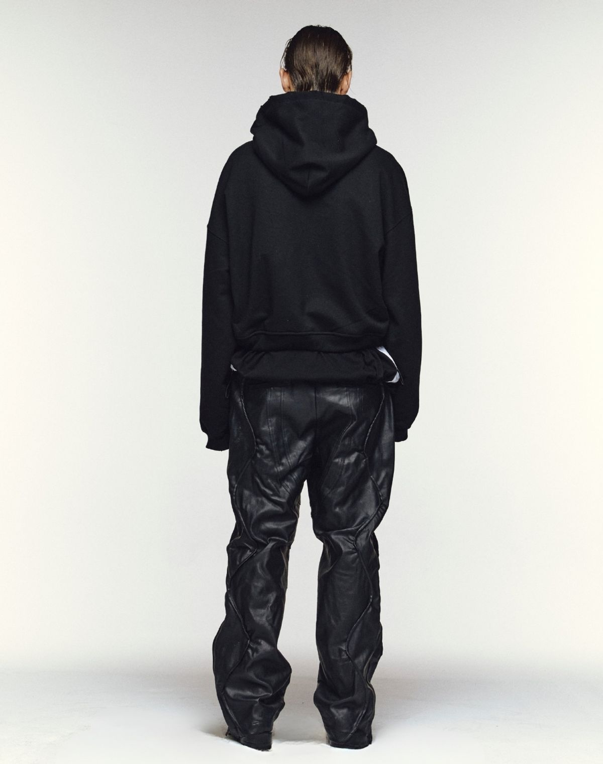 오디너리피플(ORDINARY PEOPLE) RE : New Destroy Crop Hood Zip-Up [BLACK]