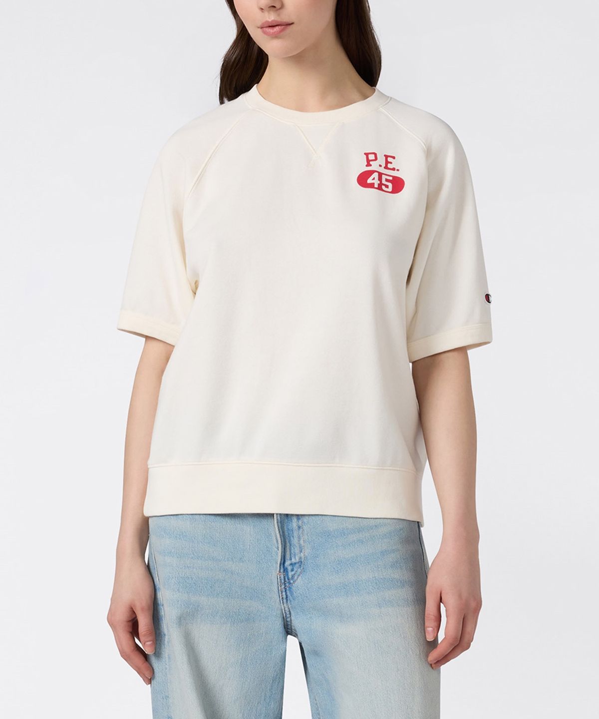 챔피온(CHAMPION) 여성 스포츠 팀 로고 스웨트 티셔츠 Ivory