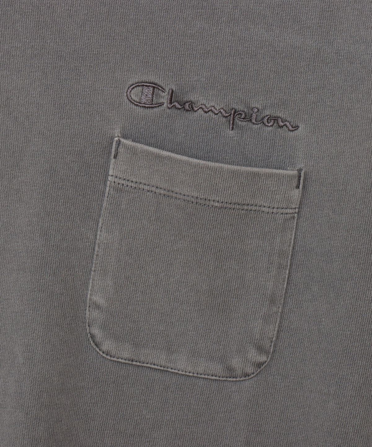 챔피온(CHAMPION) 피그먼트 다잉 포켓 반팔 티셔츠 Medium Grey