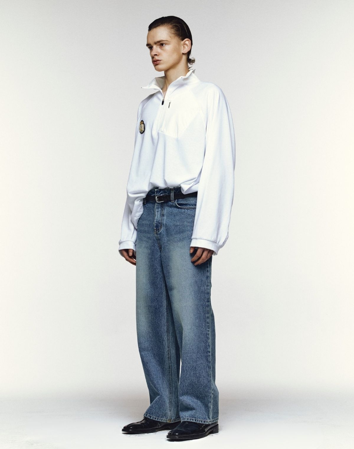 오디너리피플(ORDINARY PEOPLE) RE : Athletic Panel High-neck Half Zip [WHITE]