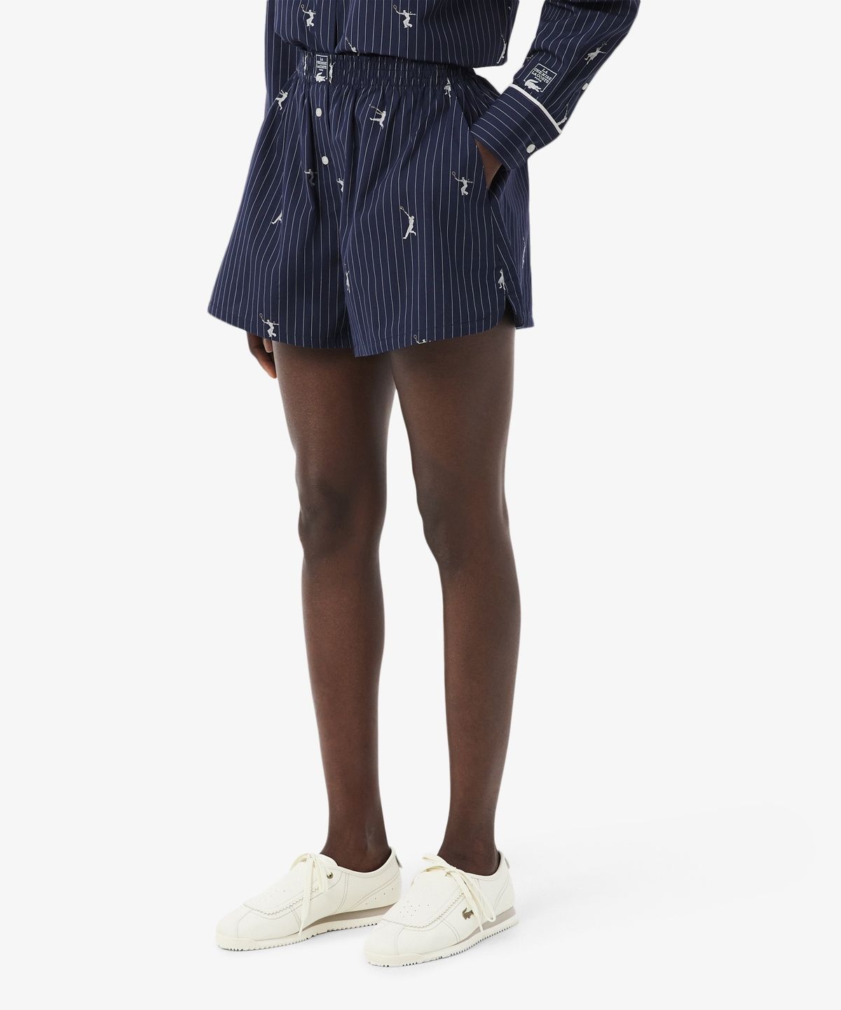 라코스테(LACOSTE) 여성 자수 포인트 스트라이프 쇼츠 FF1034-56G 525