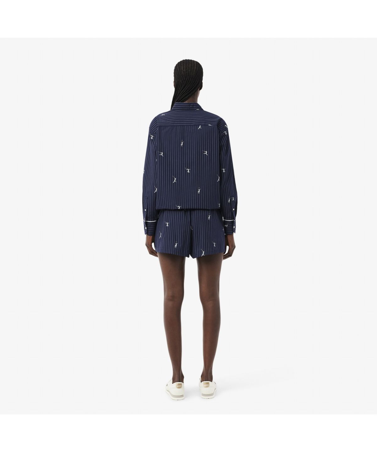 라코스테(LACOSTE) 여성 자수 포인트 스트라이프 쇼츠 FF1034-56G 525