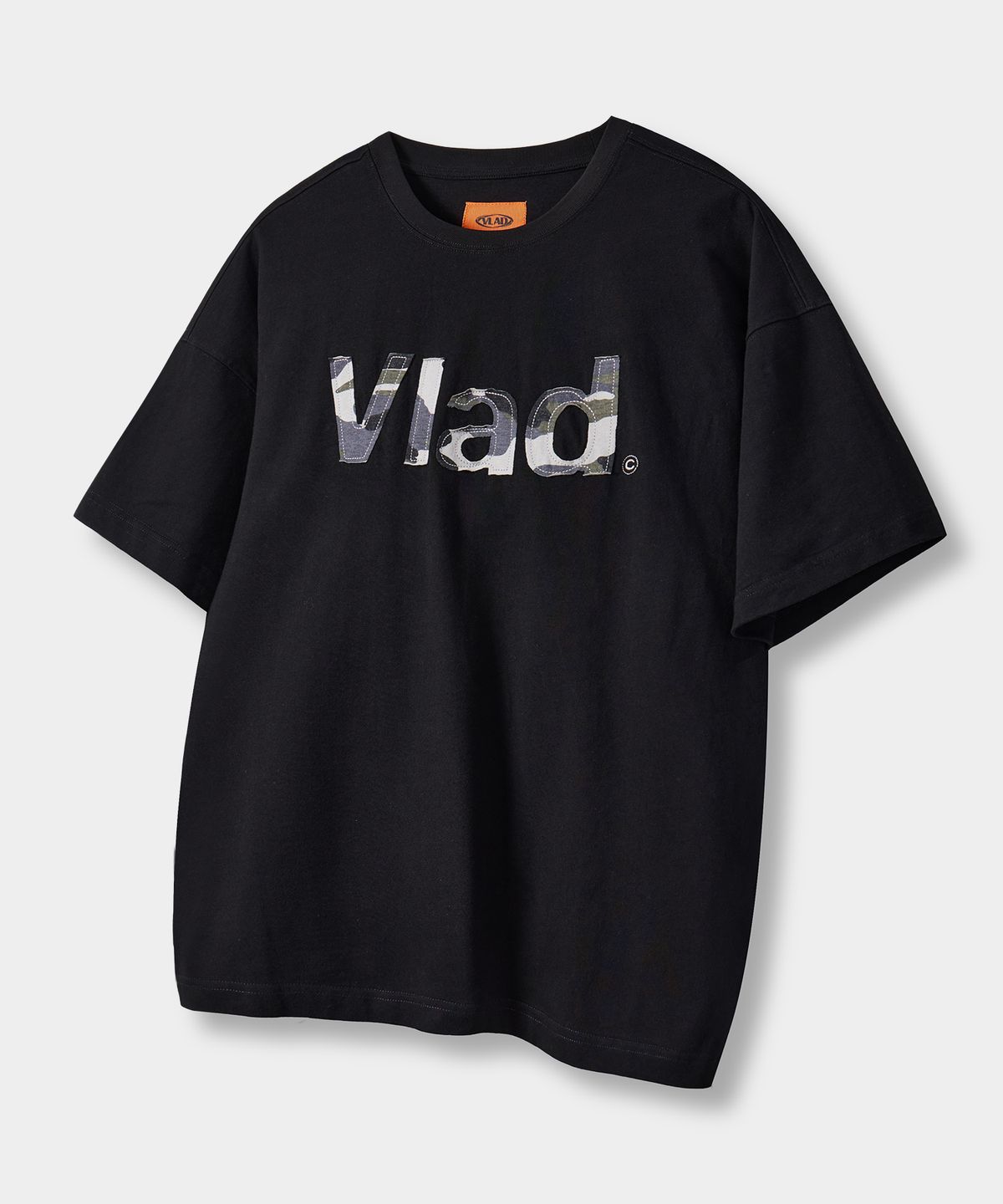 디미트리블랙(DIMITRI BLACK) VLAD 컷오프 아플리케 반팔 티셔츠_4 COLOR