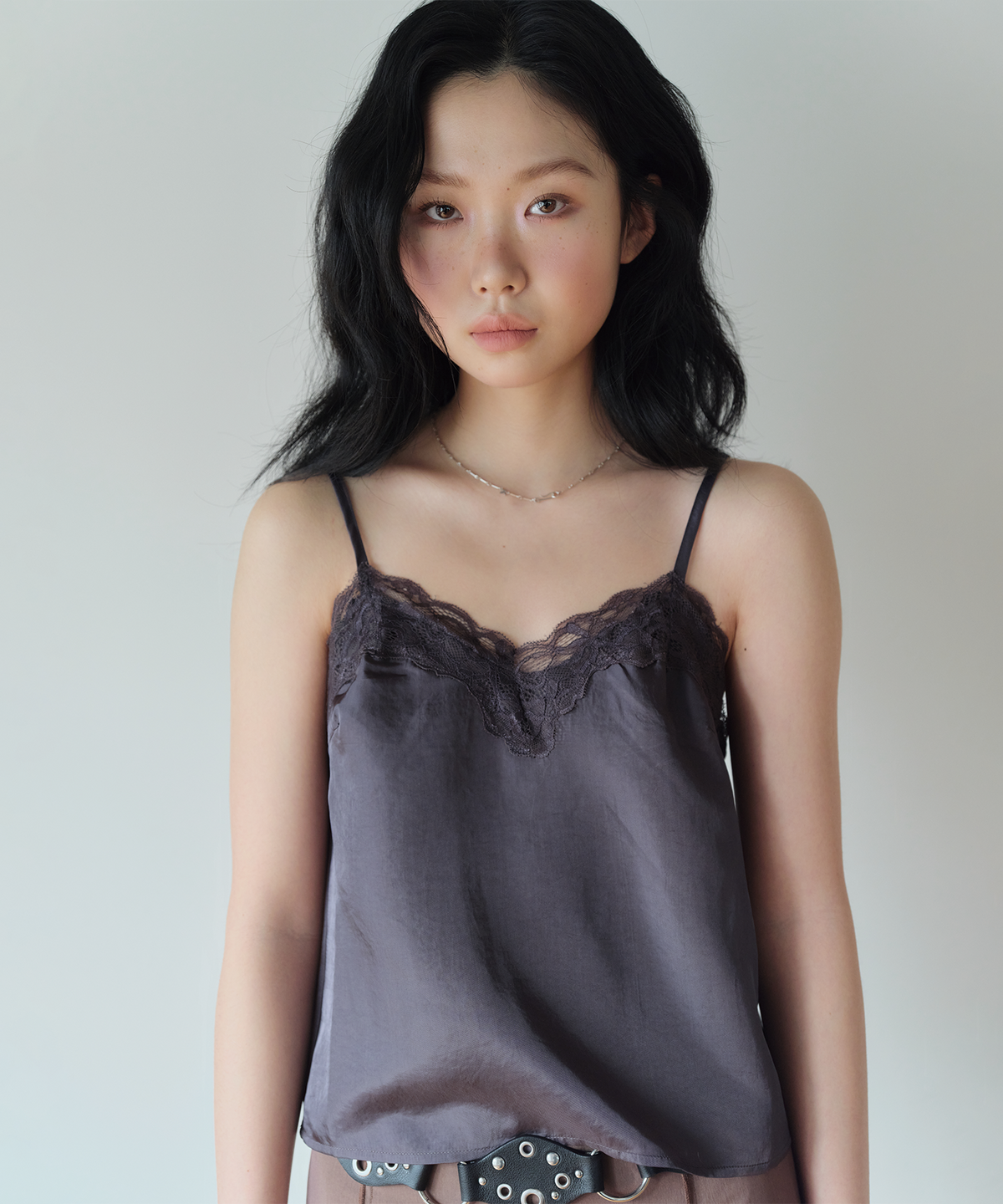 홈바디띵즈(HOMEBODY THINGS) Satin Lace Bustier (CHARCOAL)
