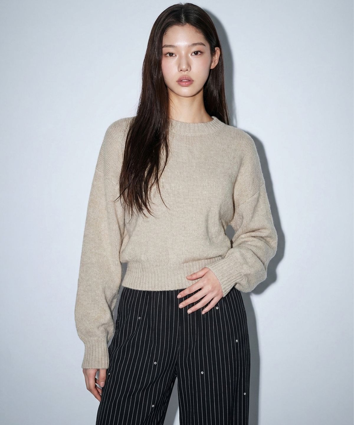 본슬리피(BORN SLIPPY) Crystal Stud Pinstripe Wide Pants (Black)