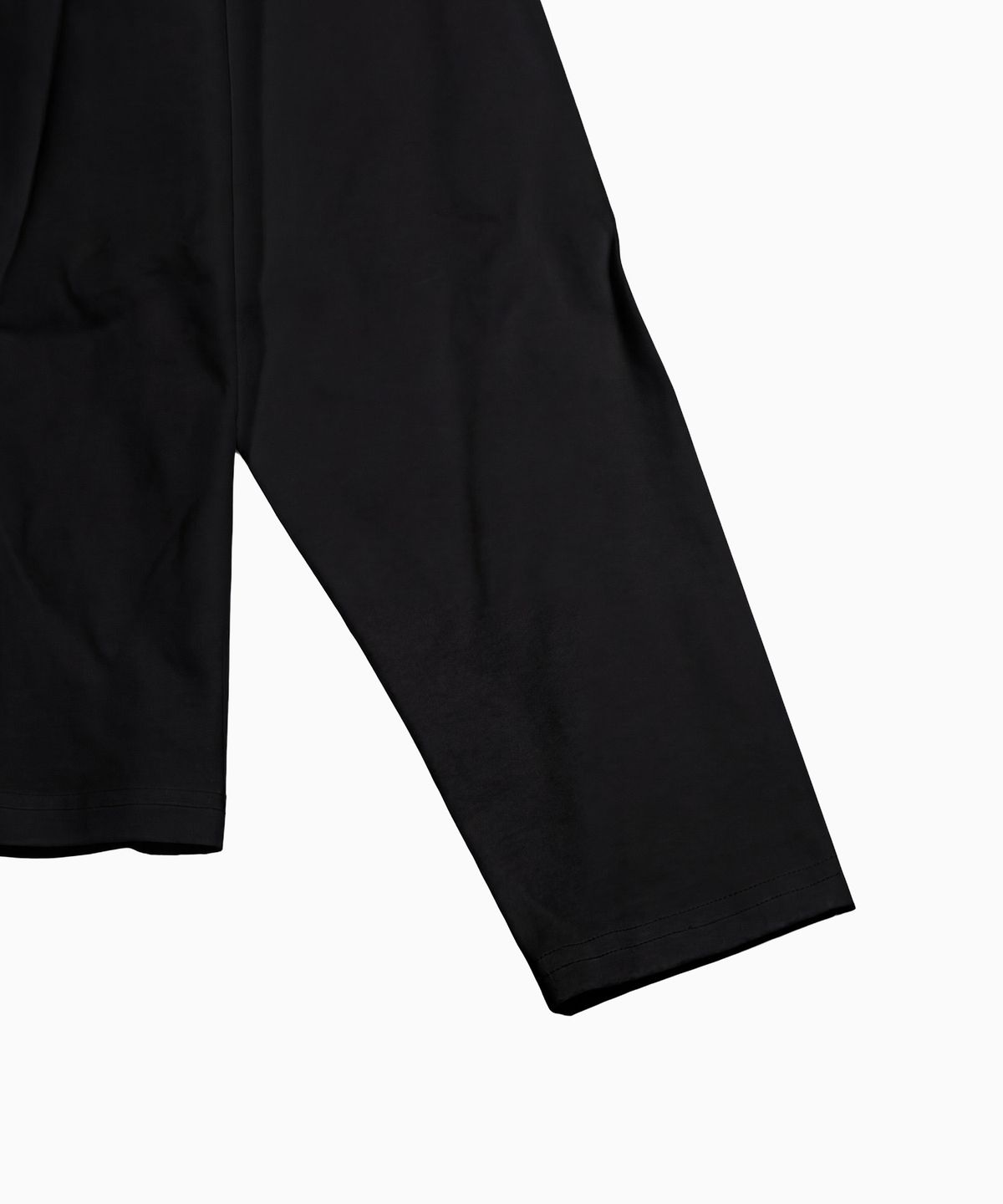 세인트페인(SAINTPAIN) SP 레터링 스타 헤비웨이트 크롭 롱슬리브 블랙