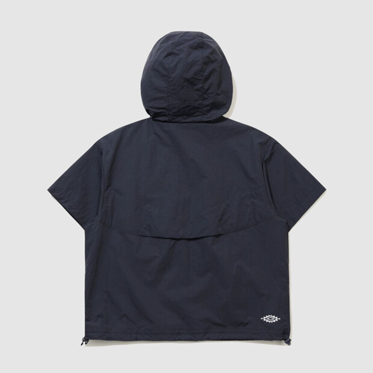 엄브로(UMBRO) 하이웨이 벤틸 후드 반팔 아노락 네이비 UR223CWT41