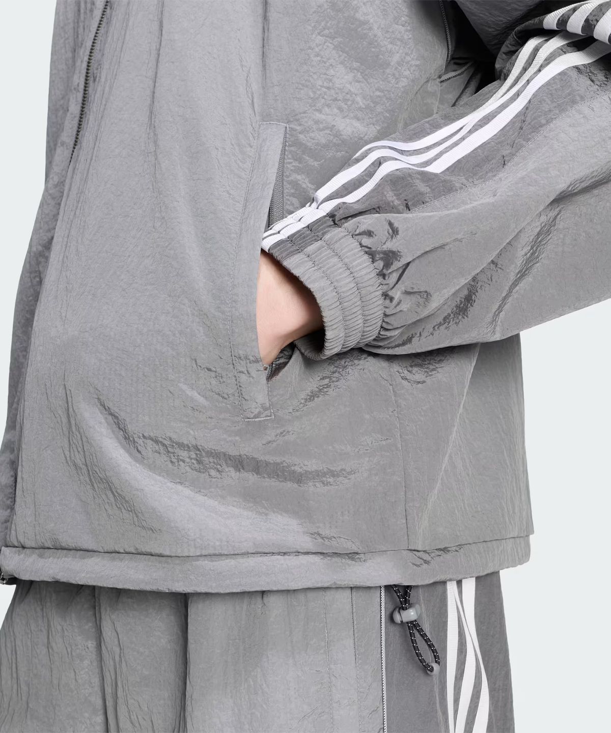 아디다스(ADIDAS) 아딜레늄 시즌 5 트랙탑 - 그레이 / KX4830