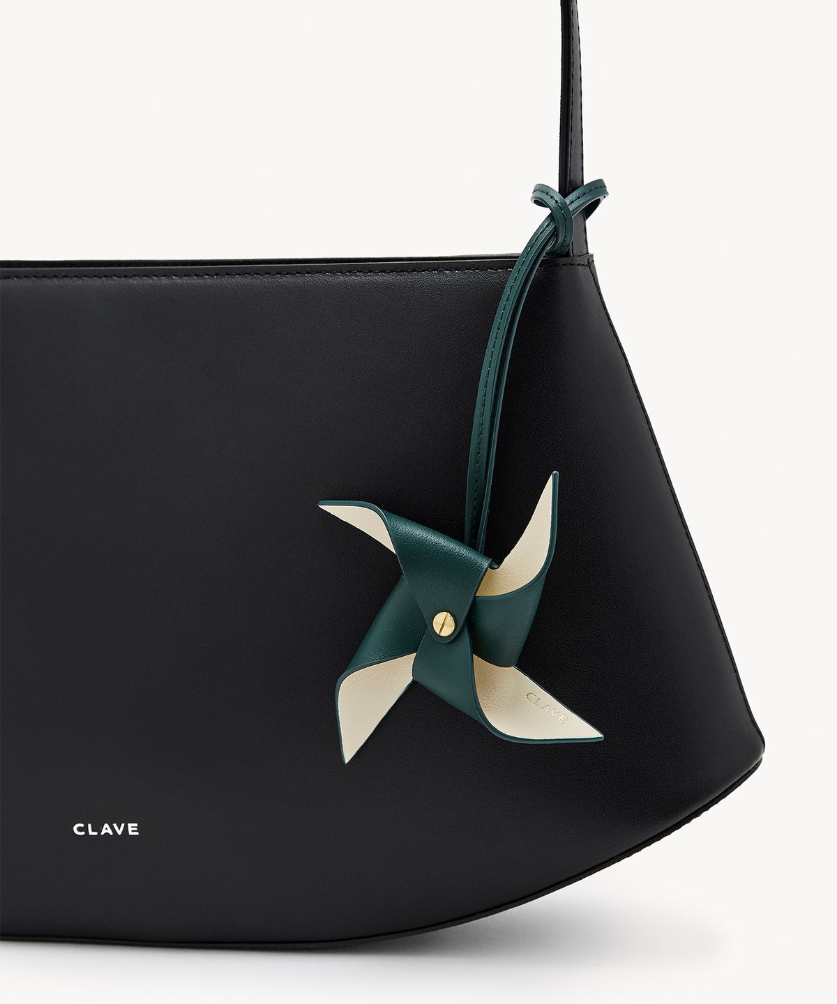 끌라베(CLAVE) 미아 블랙 토트백 (MIA Black Tote Bag)