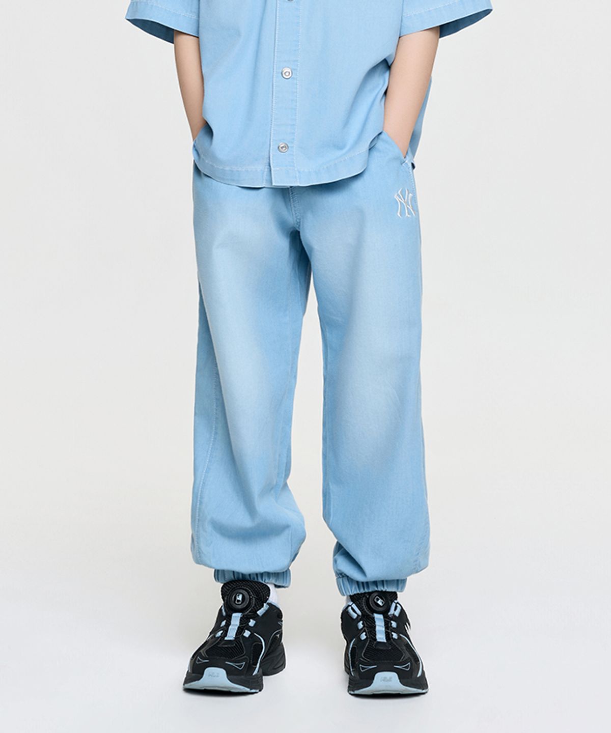 엠엘비 키즈(MLB KIDS) 베이직 쿨필드 데님 조거팬츠 NY (L.Blue)