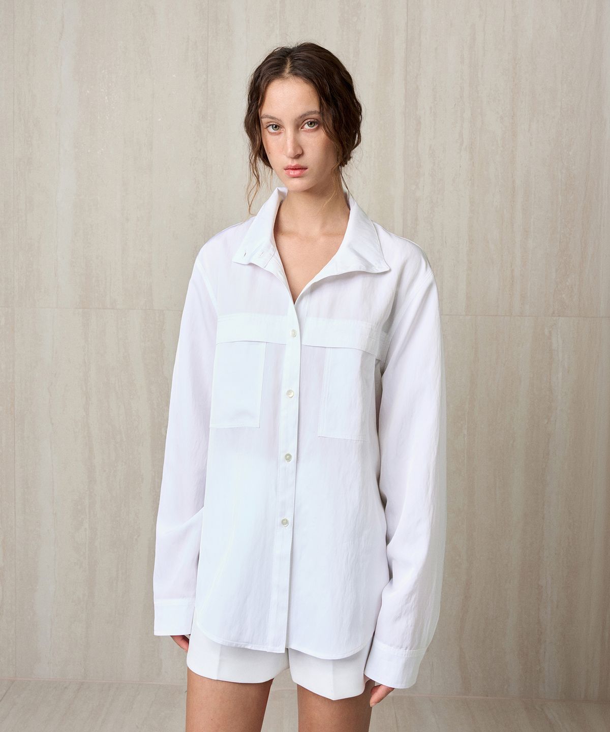 리이(RE RHEE) HIGH NECK BELTED SHIRT WHITE