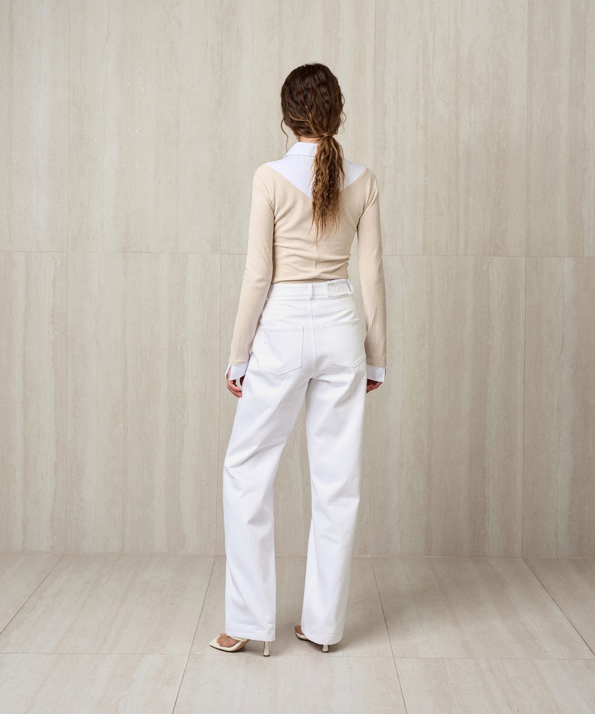 리이(RE RHEE) STRAIGHT JEAN WHITE