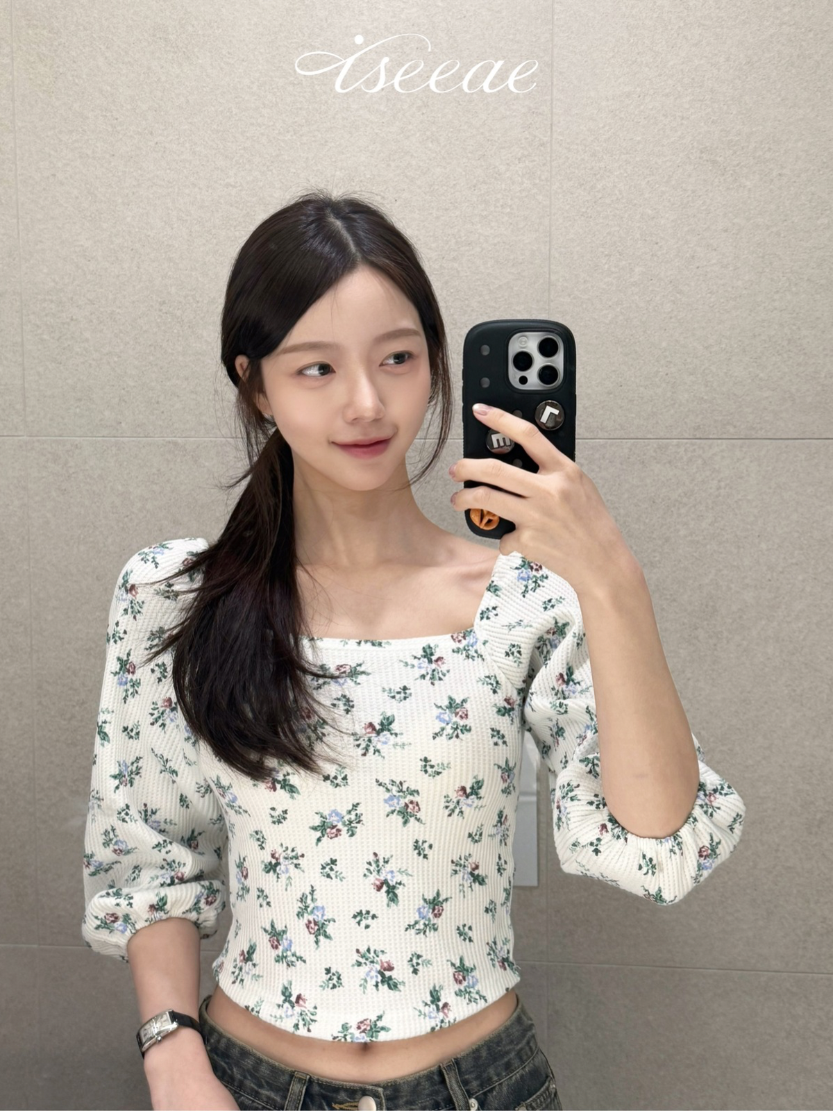 아이씨에(ISEEAE) Floral Balloon 2-Way Blouse (Ivory)
