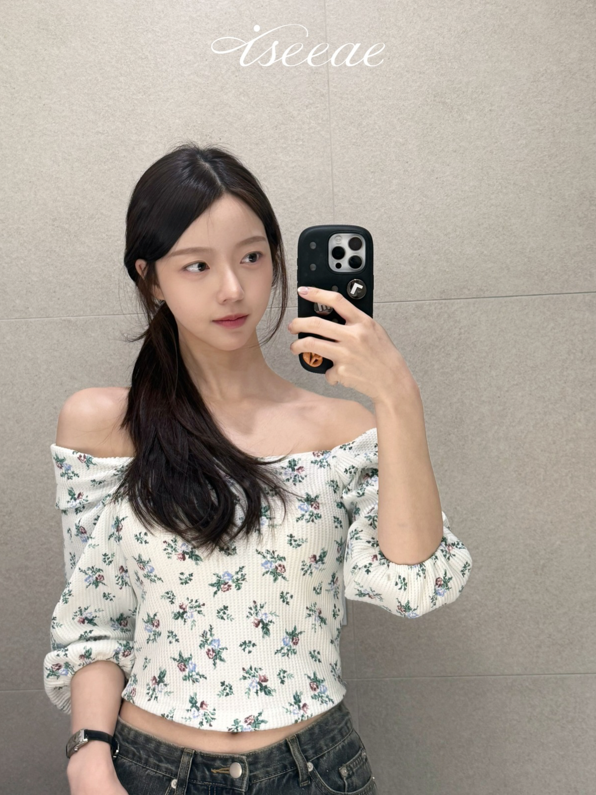 아이씨에(ISEEAE) Floral Balloon 2-Way Blouse (Ivory)