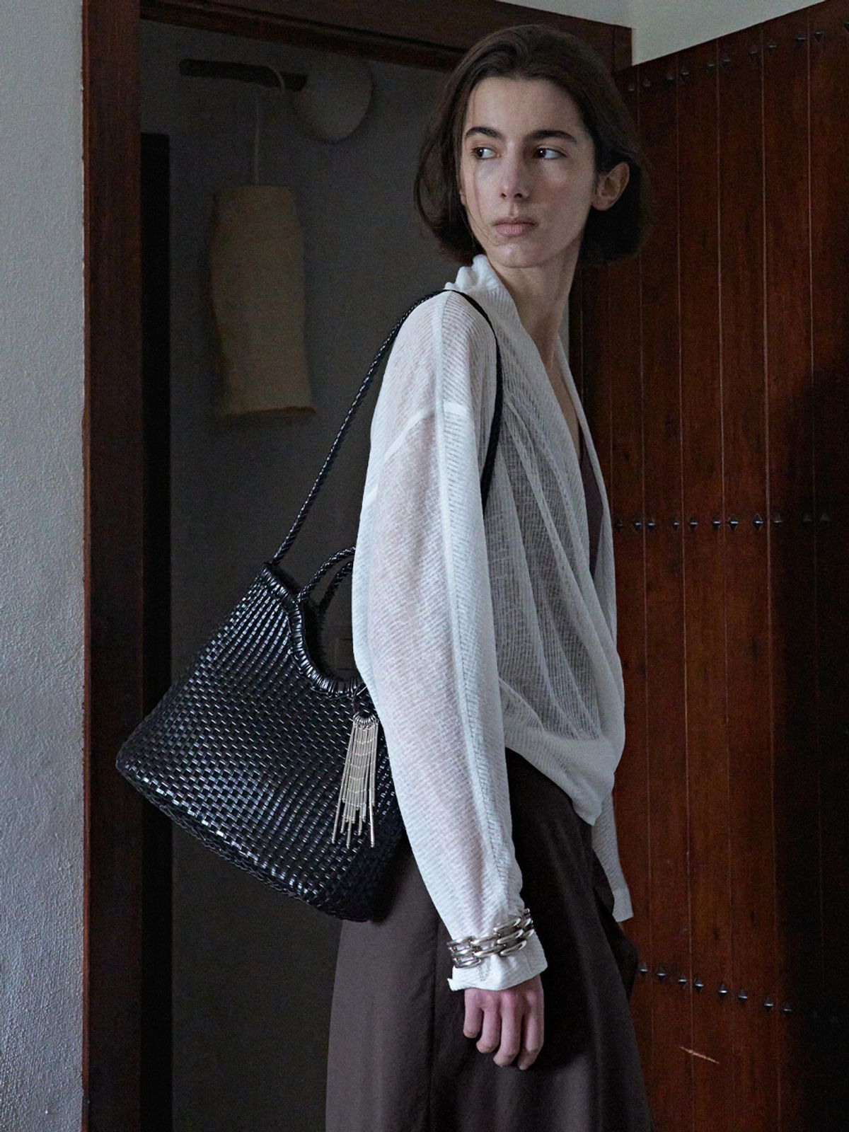 루에브르(LOEUVRE) Courbe Shoulder Medium FA6SB374-FH