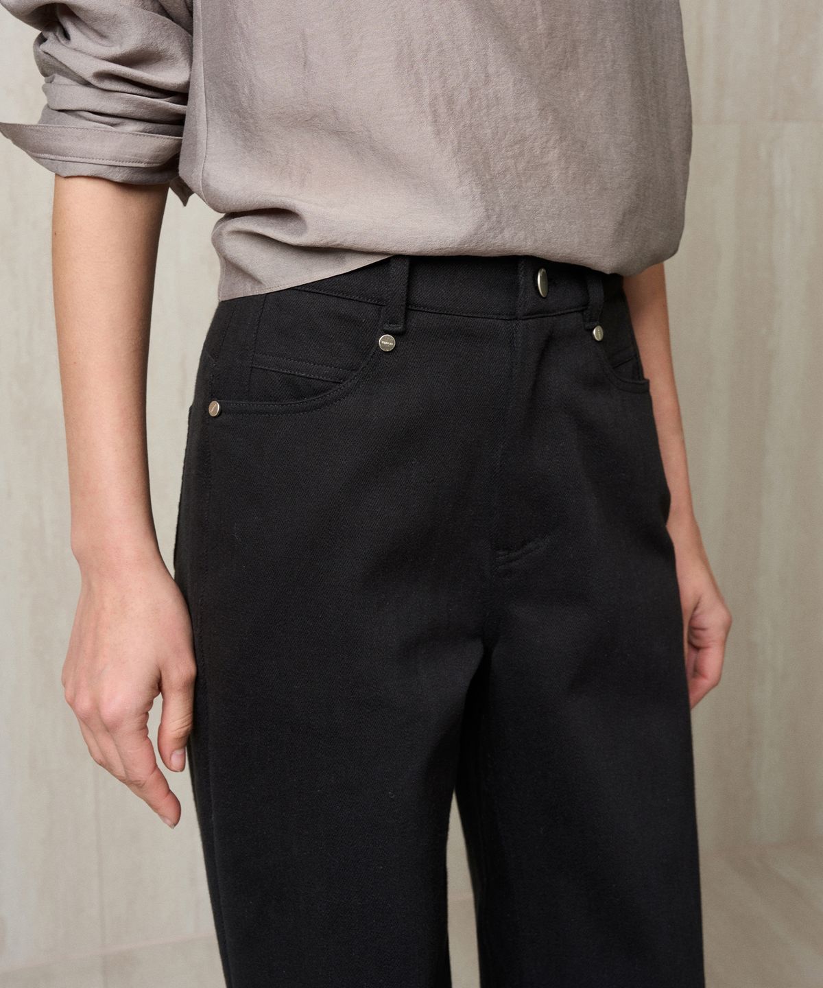 리이(RE RHEE) STRAIGHT JEAN BLACK