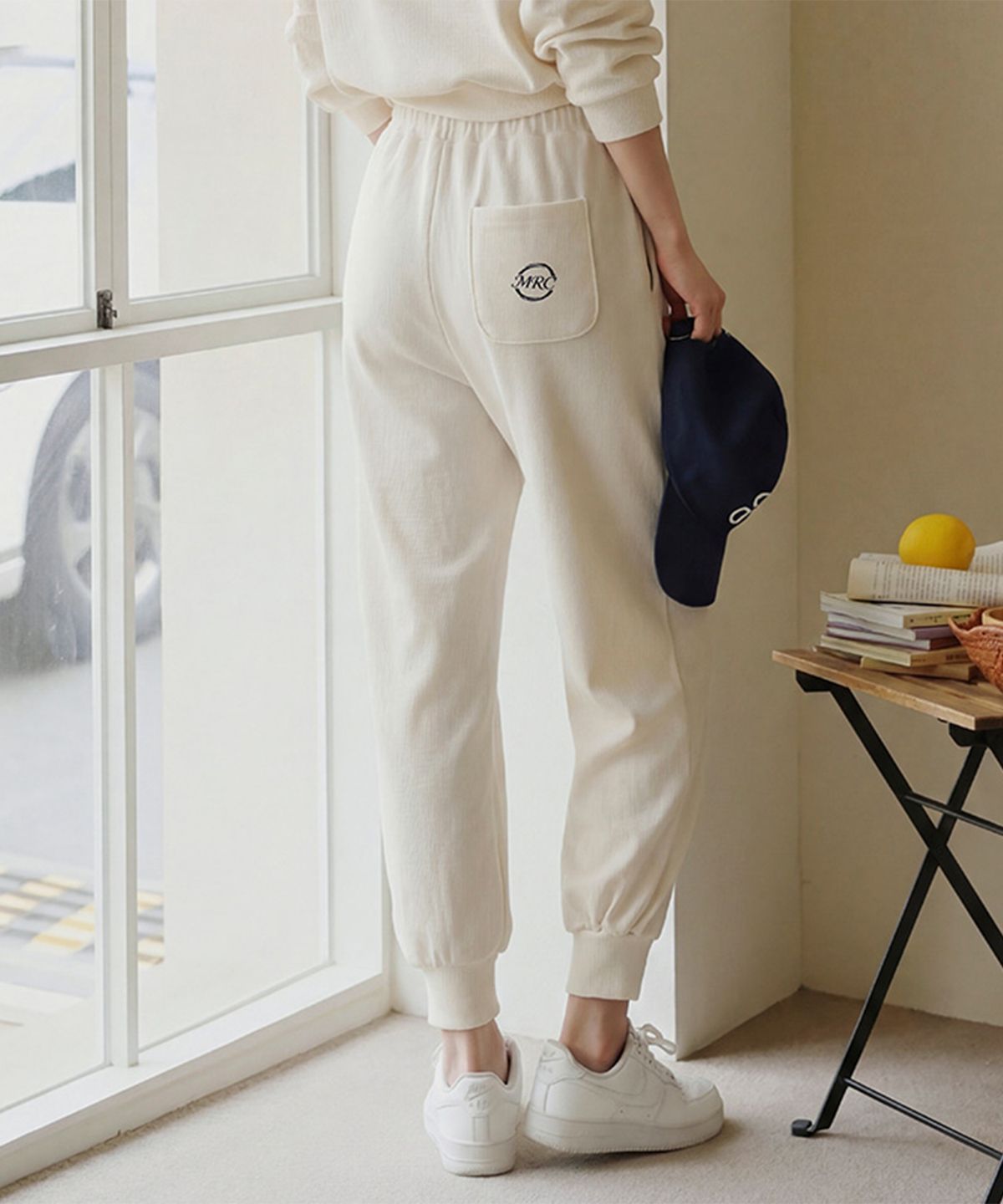 메르시마리에(MERCI MARIE) 내추럴 와플 자수 셋업 96438