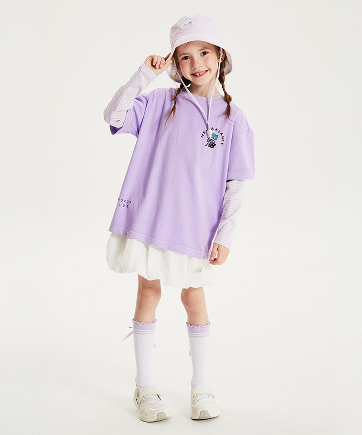 뉴발란스 키즈(NEWBALANCEKIDS) STELLAR PLAY GROUND_아동 피그먼트 반팔티셔츠 NK9EG2502U88