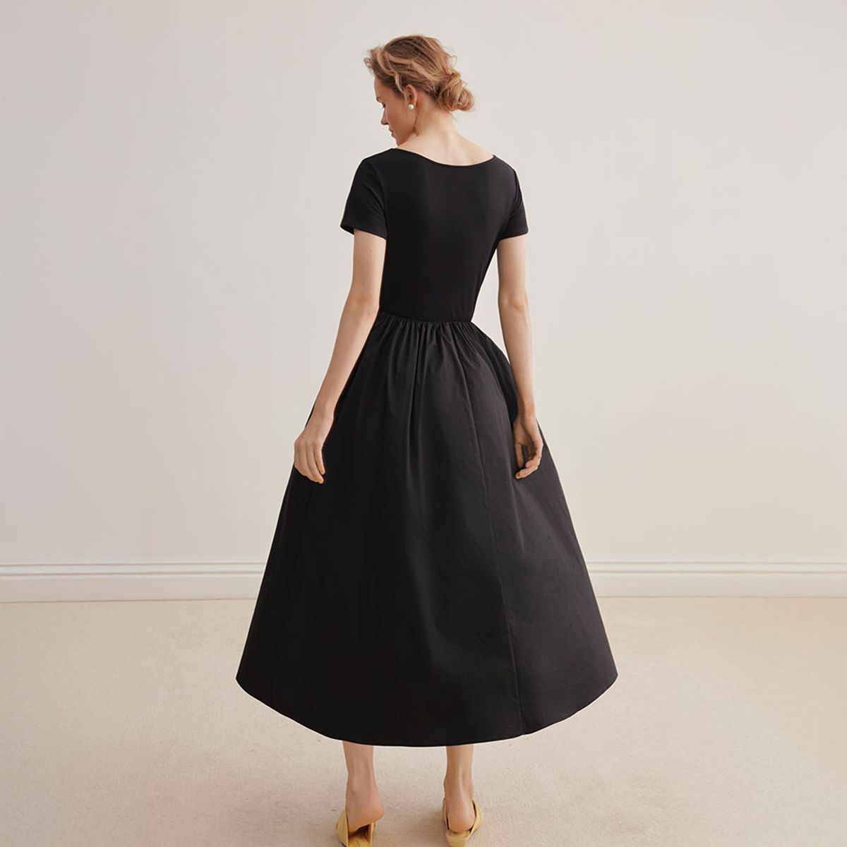 와이와이아이엠(YYIAM) YY_Black waist dress