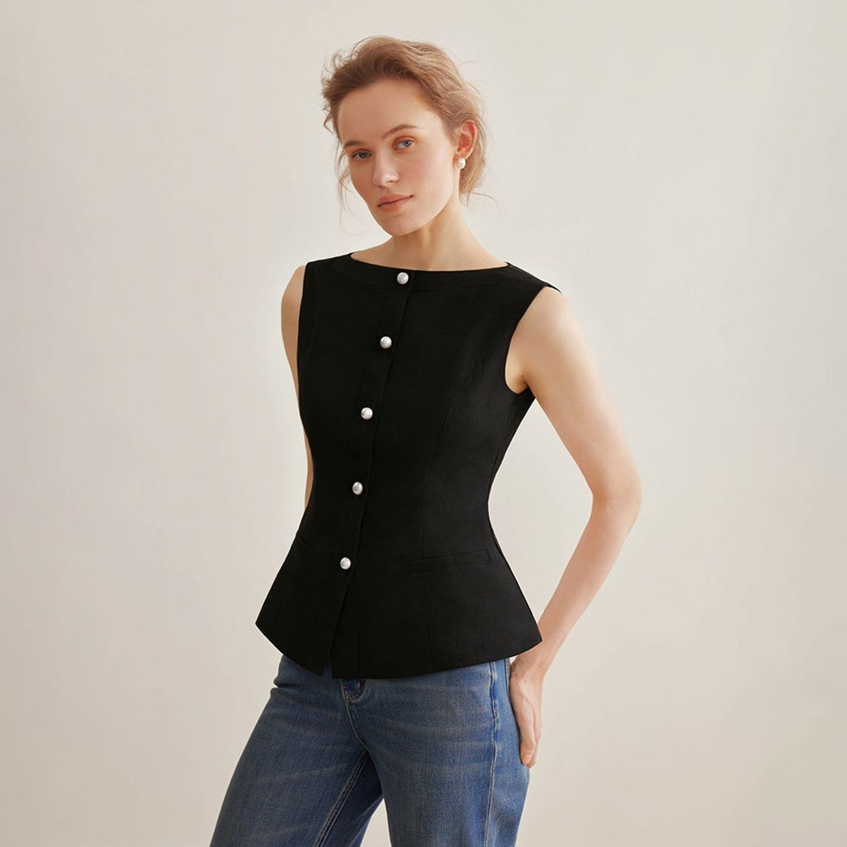 와이와이아이엠(YYIAM) YY_Pearl buckle commute vest_2color