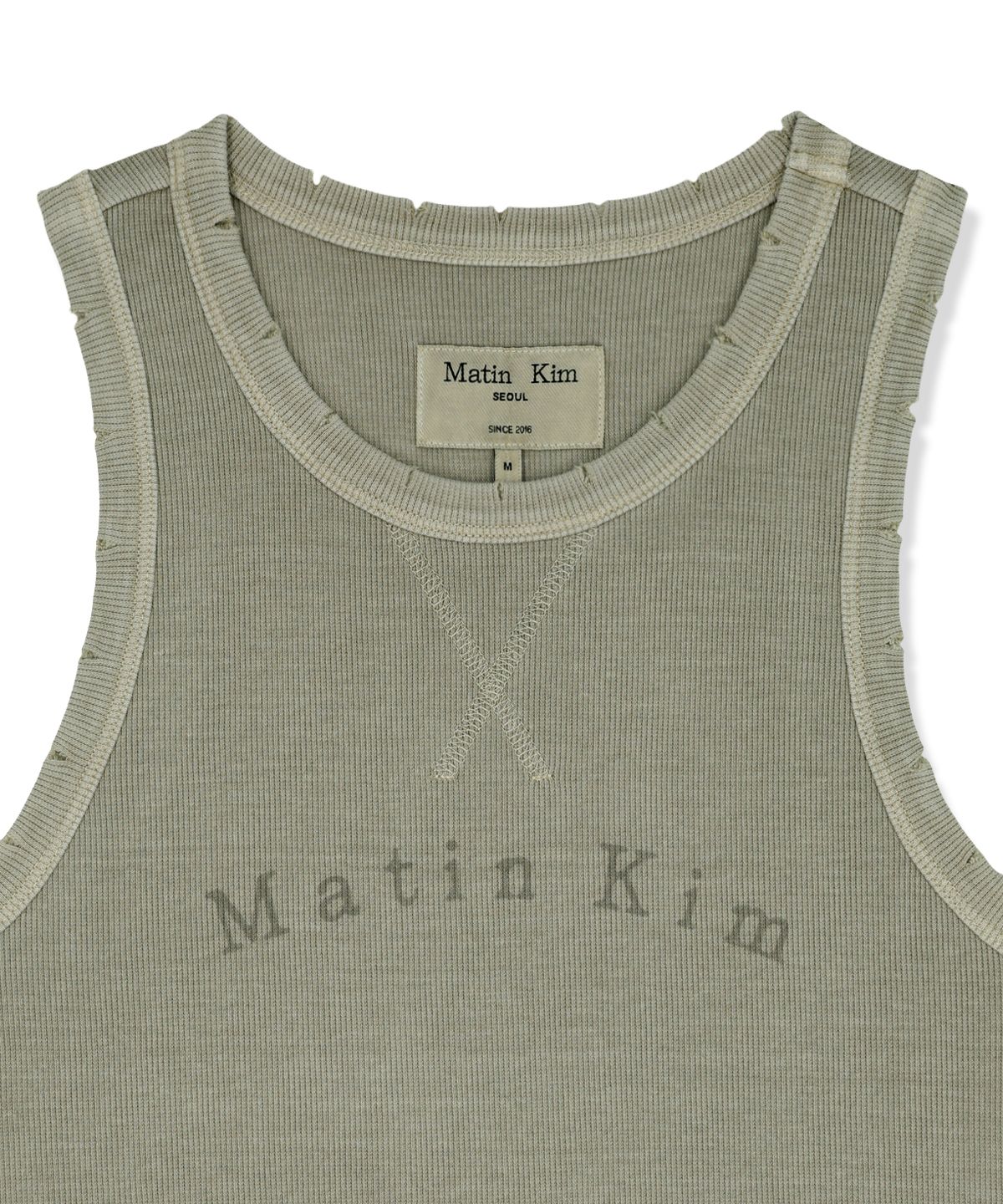 마뗑킴(MATIN KIM) DISTRESSED SLEEVELESS LOGO TOP IN BEIGE