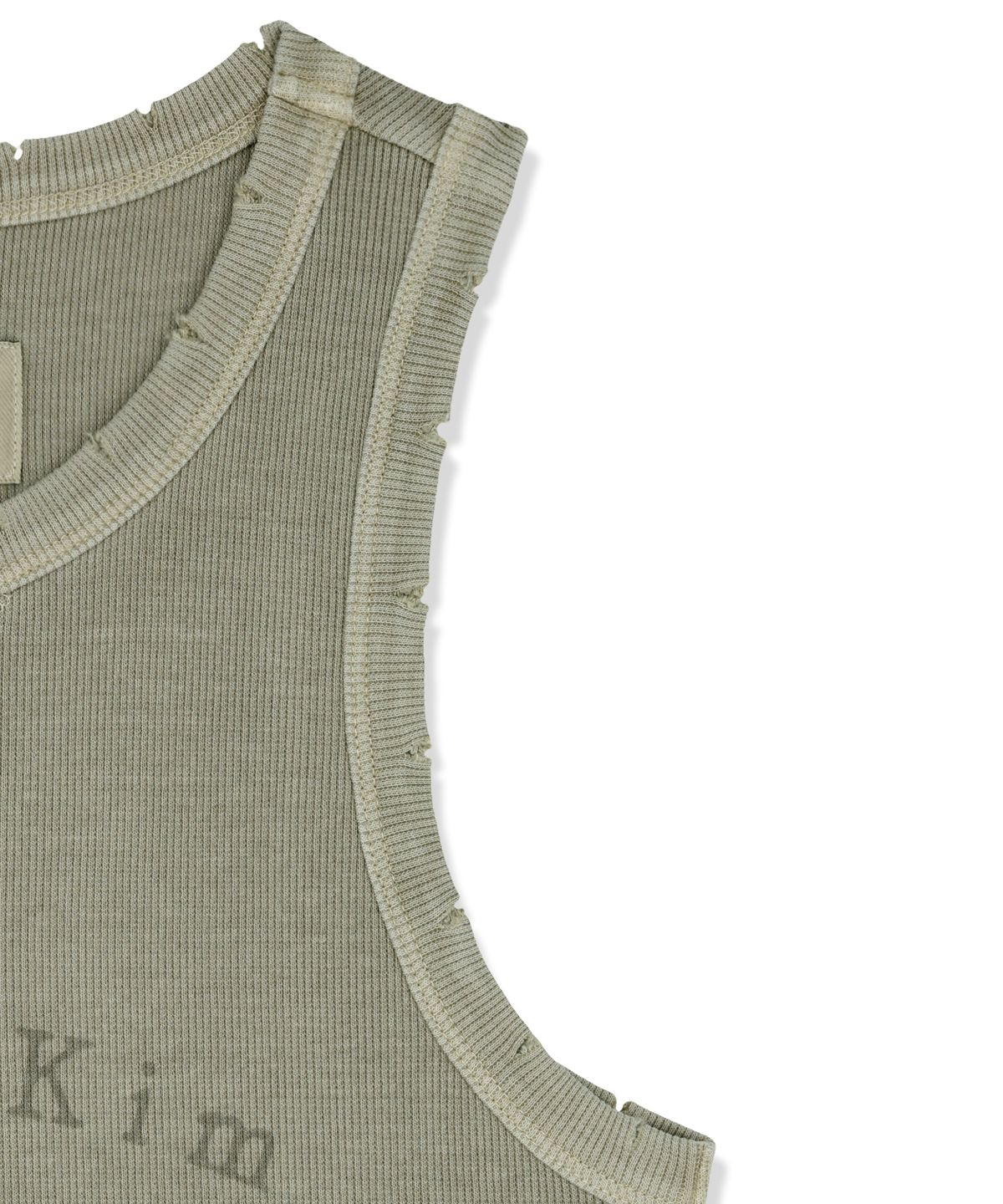마뗑킴(MATIN KIM) DISTRESSED SLEEVELESS LOGO TOP IN BEIGE