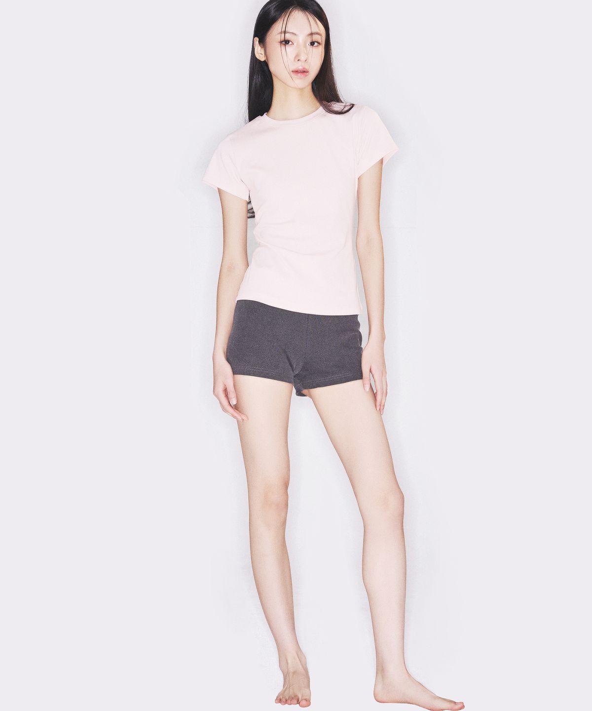 에이알유(A.R.U) ESSENTIAL TEE