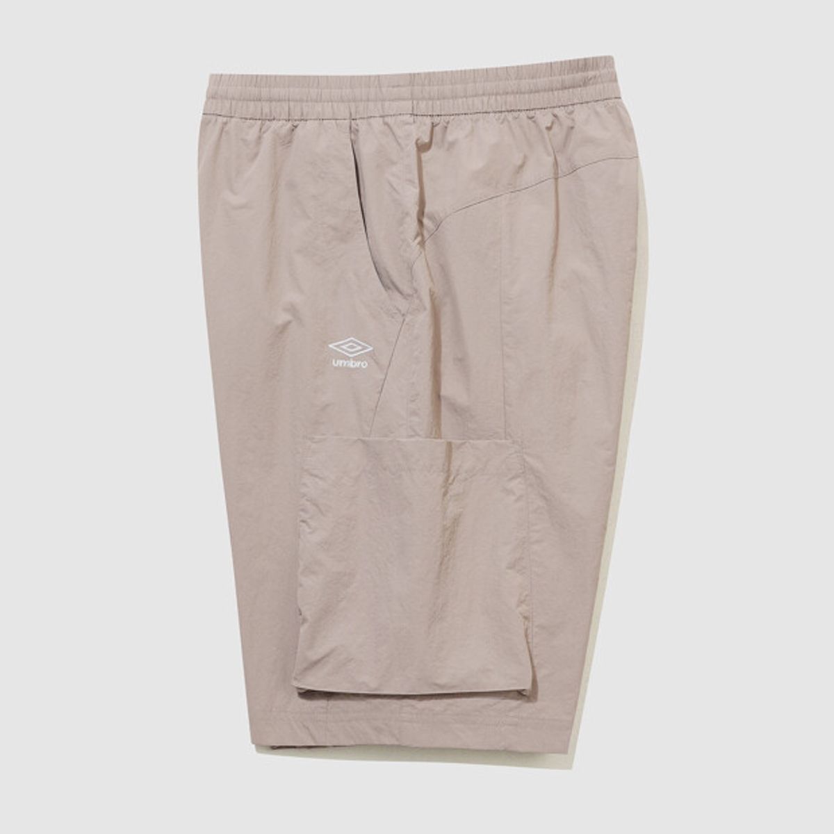 엄브로(UMBRO) 하이웨이 5.5부 카고 반바지 베이지 UR223CHP41