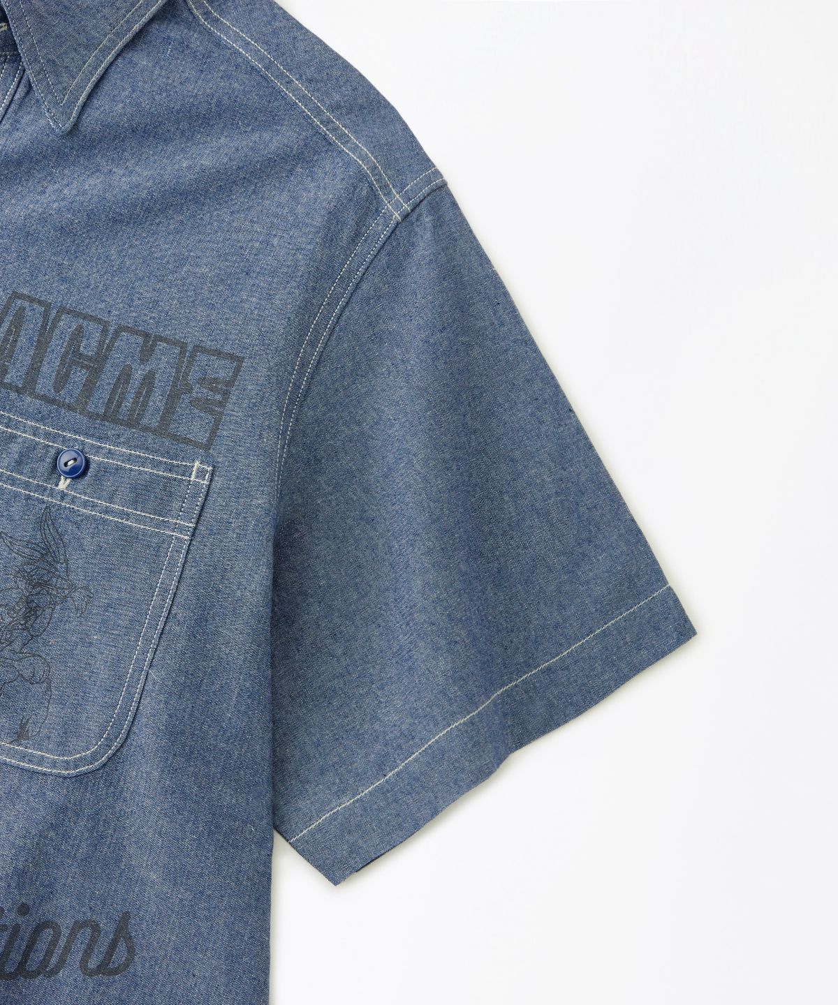 아웃스탠딩(OUTSTANDING) [LOONEY TUNES] USN UTILITY CHAMBRAY HALF SHIRT_L.BLUE