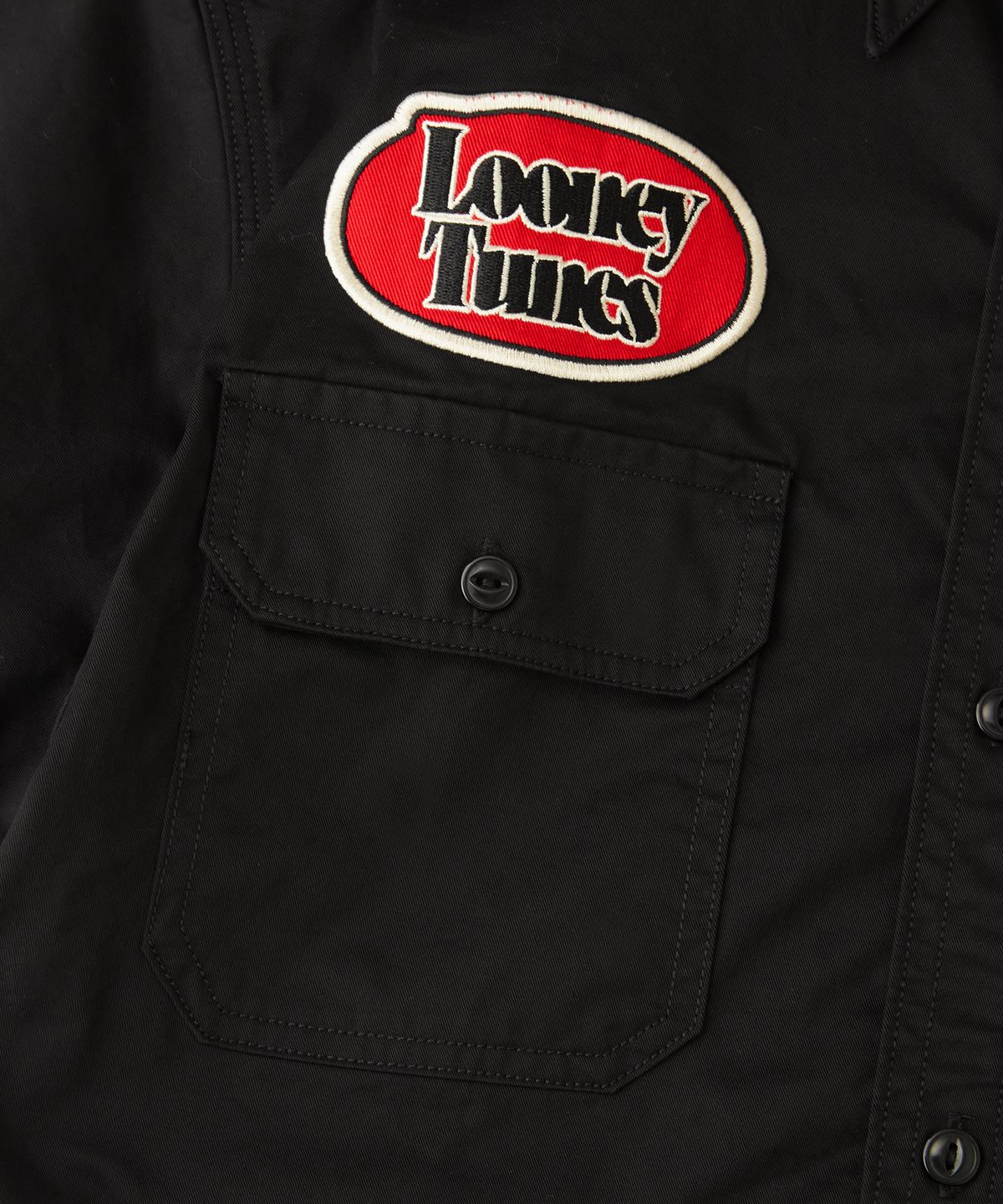 아웃스탠딩(OUTSTANDING) [LOONEY TUNES] TRIPLE STITCH MECHANIC HALF SHIRT_BLACK