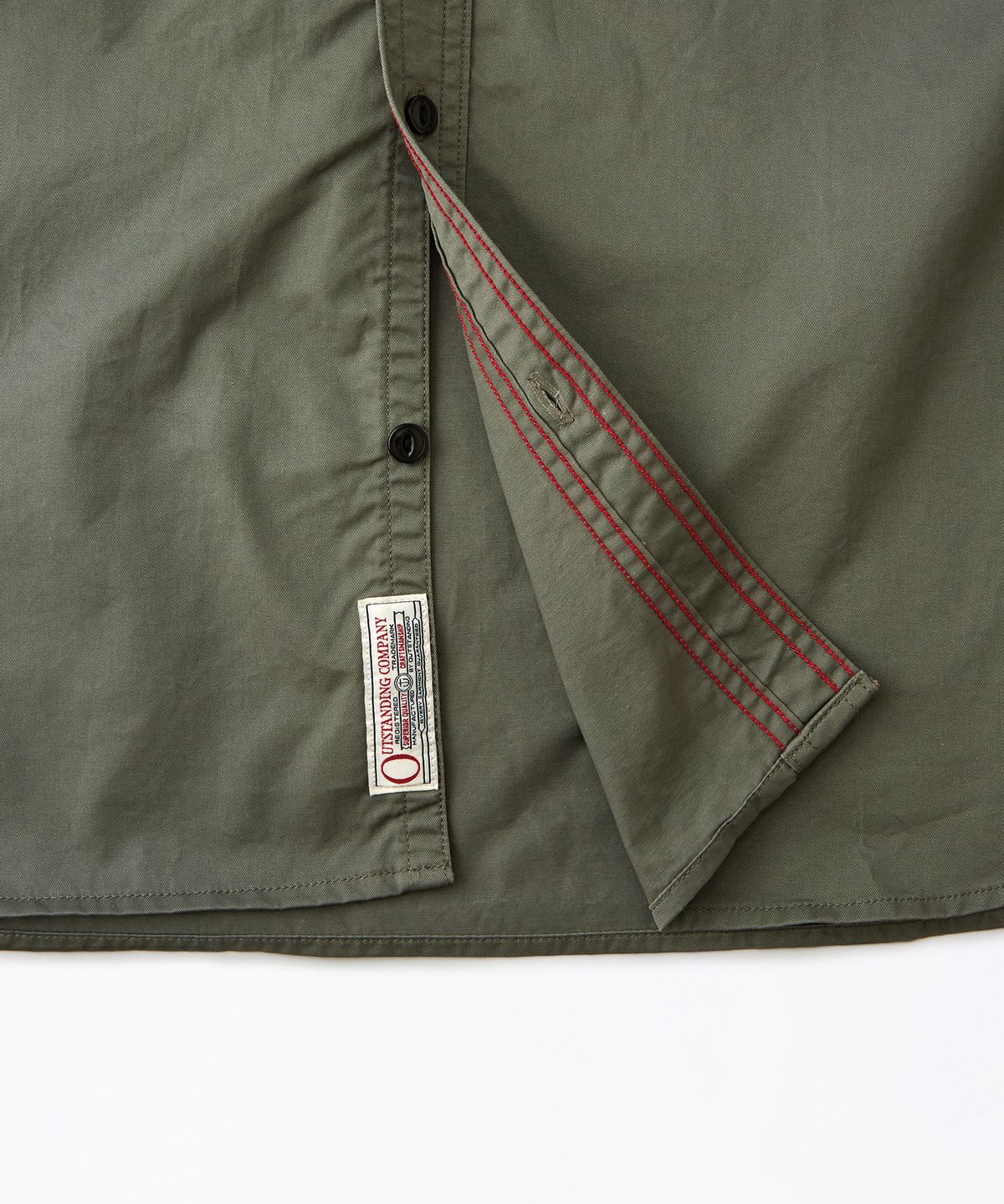 아웃스탠딩(OUTSTANDING) [LOONEY TUNES] TRIPLE STITCH MECHANIC HALF SHIRT_CHARCOAL
