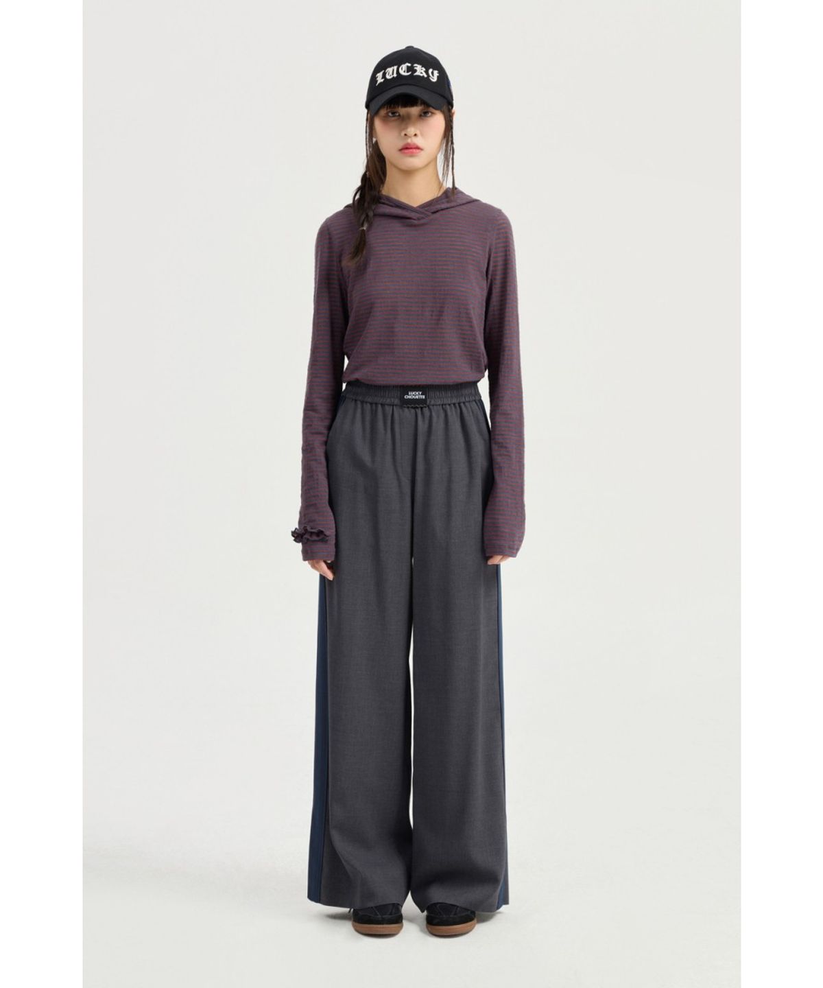 럭키슈에뜨(LUCKY CHOUETTE) Slim-fit Hood T-shirt LFTAX25455BRD
