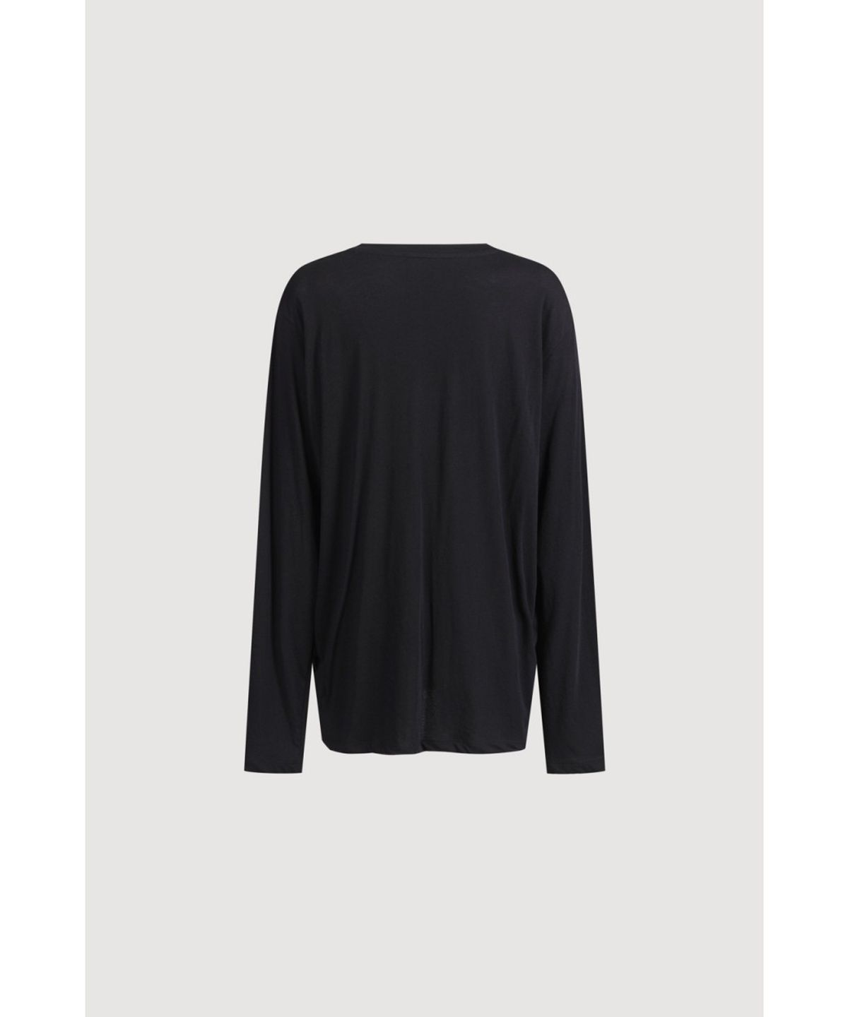 럭키슈에뜨(LUCKY CHOUETTE) U Neck Loose Fit Long Sleeve T-shirt (black) LFTAX25465BKX