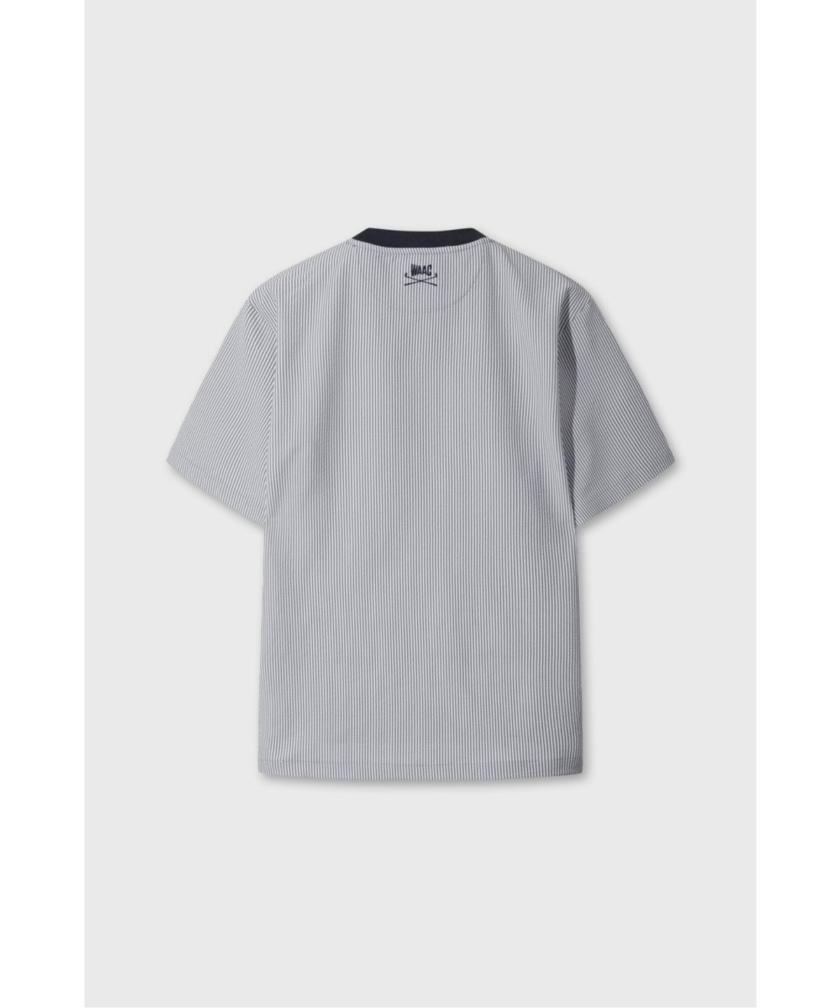 왁(WAAC) [WAAC X JONES] Men s Curved Logo Seersucker Pullover WMTCM26471NYX