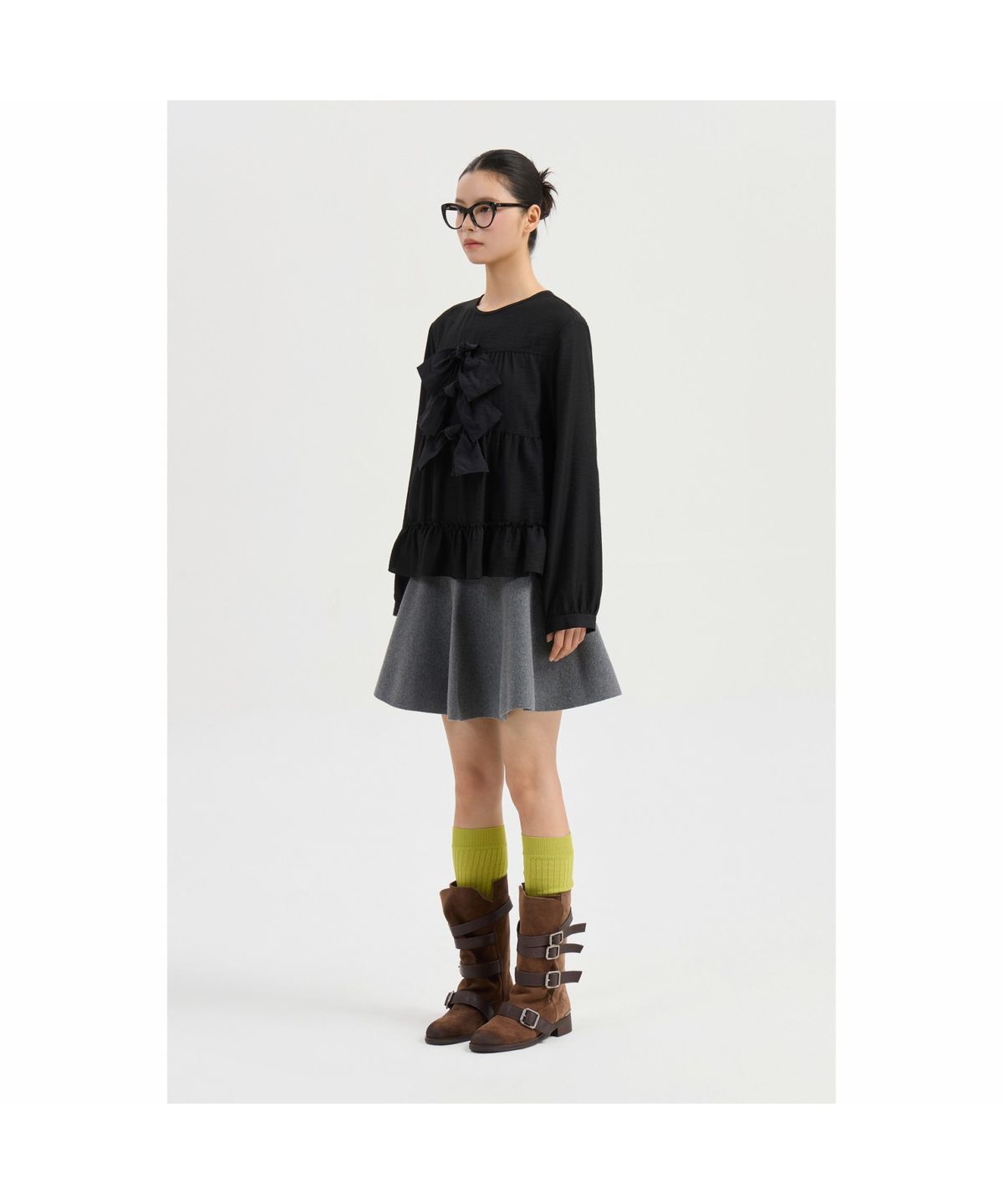 럭키슈에뜨(LUCKY CHOUETTE) Ribbon Point Collarless Blouse (black) LFSAW25250BKX