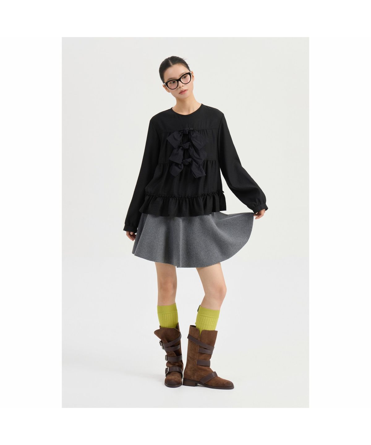 럭키슈에뜨(LUCKY CHOUETTE) Ribbon Point Collarless Blouse (black) LFSAW25250BKX