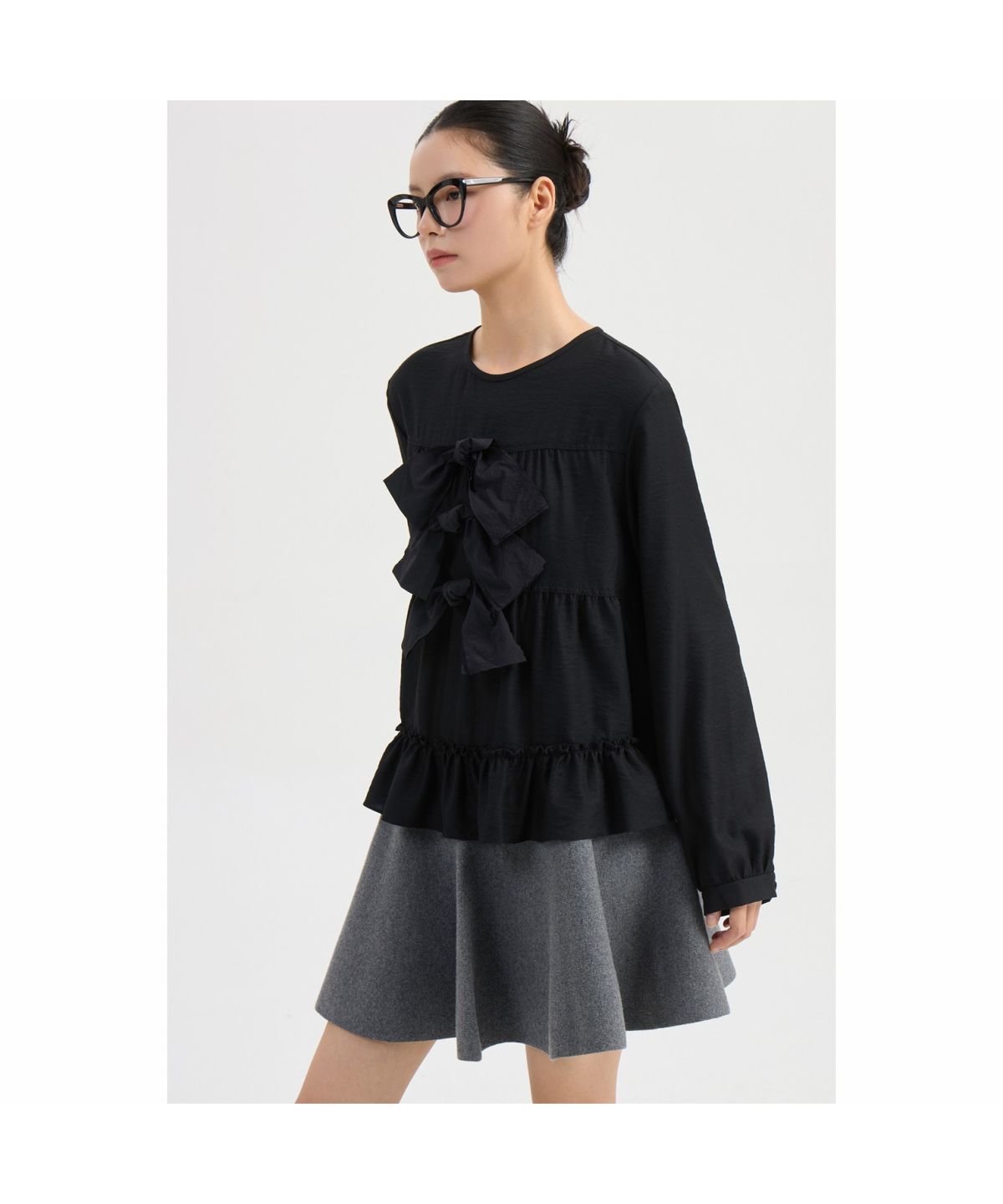 럭키슈에뜨(LUCKY CHOUETTE) Ribbon Point Collarless Blouse (black) LFSAW25250BKX