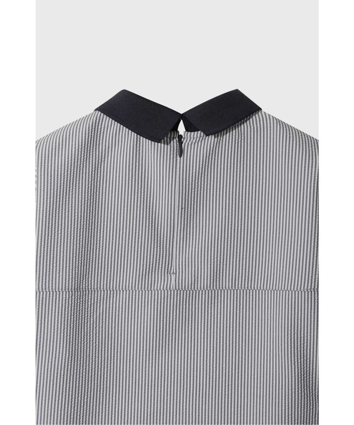 왁(WAAC) [WAAC X JONES] Women’s Curved Logo Seersucker Pullover WWTCM26470NYX