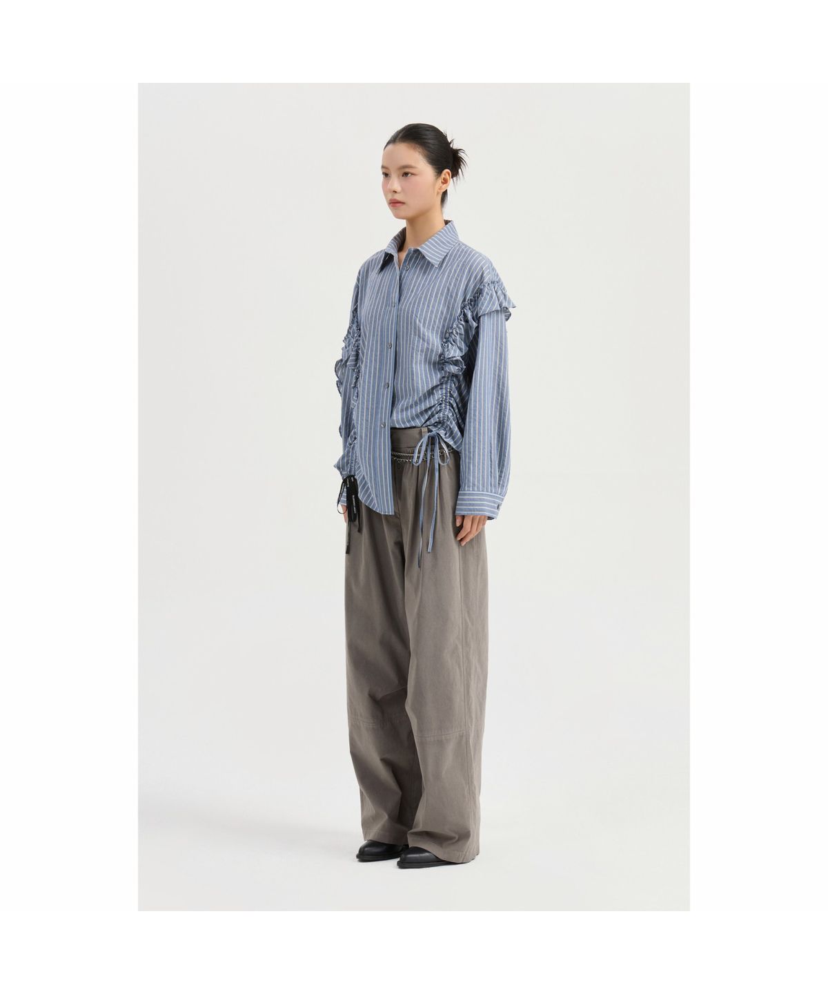 럭키슈에뜨(LUCKY CHOUETTE) Shirring Point Back Banding Cotton Pants (khaki) LFPNW25215KHX
