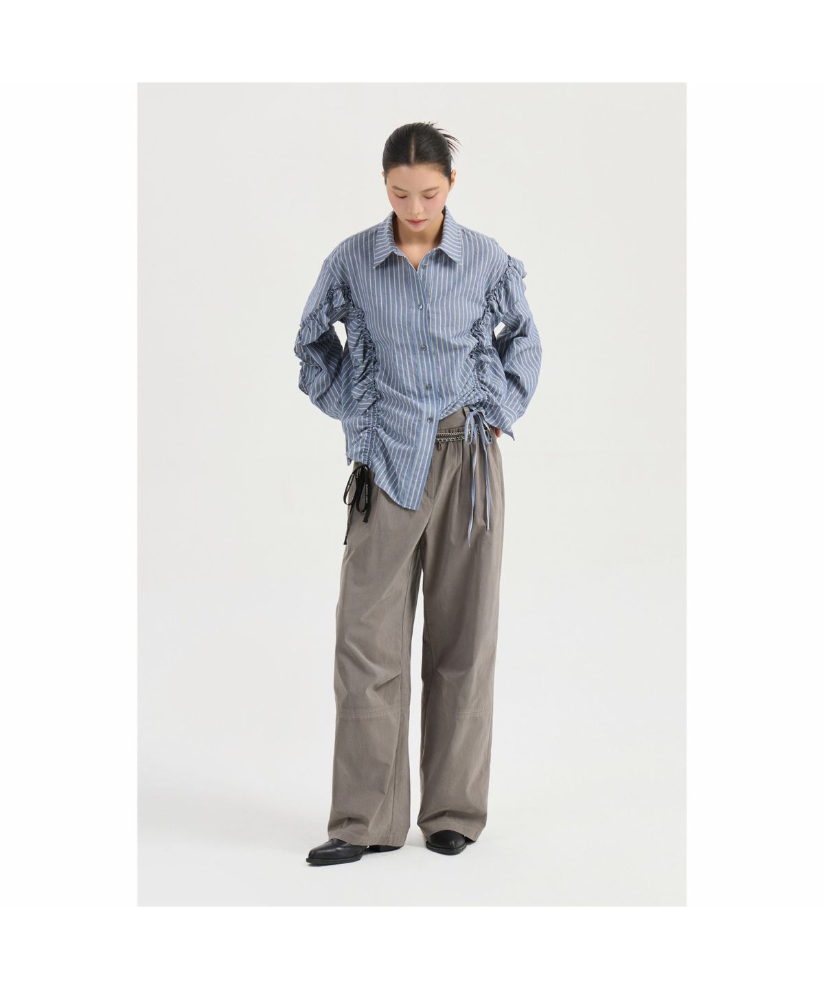 럭키슈에뜨(LUCKY CHOUETTE) Shirring Point Back Banding Cotton Pants (khaki) LFPNW25215KHX