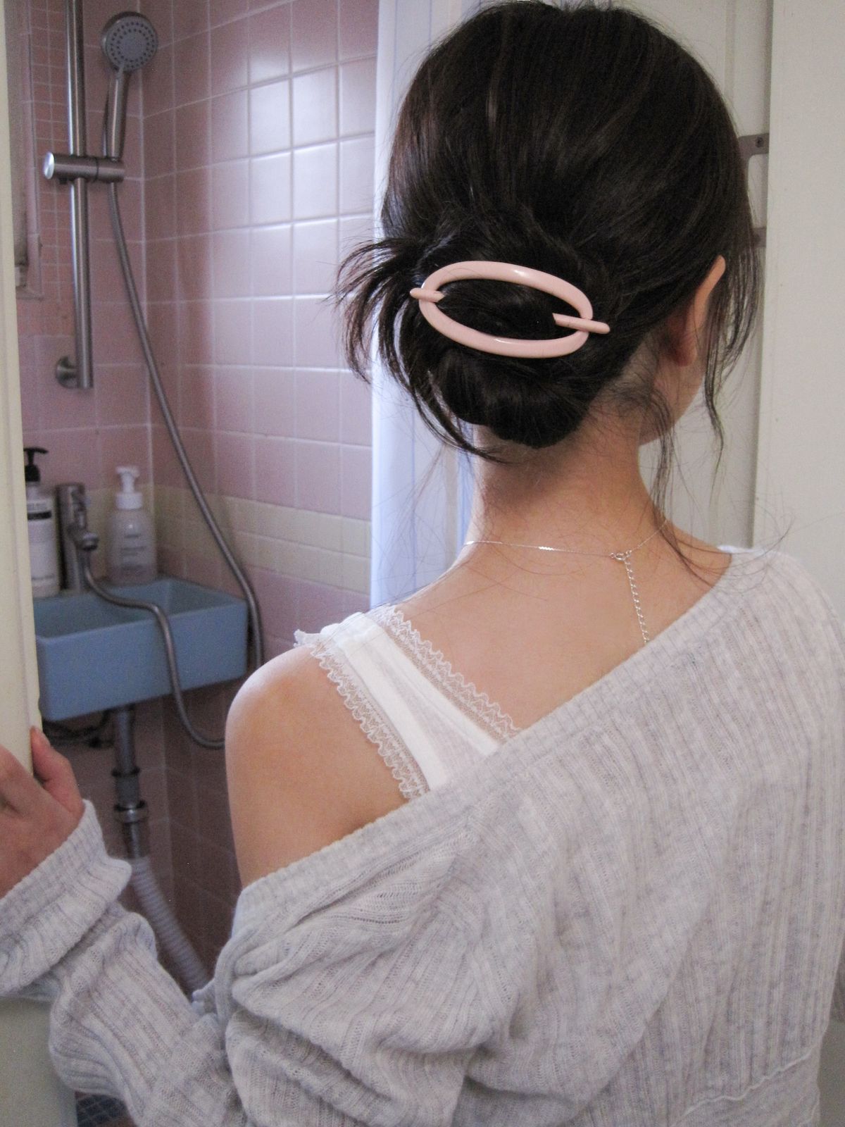 둥그런(DUNGEUREON) Must Hair pin (Pink)