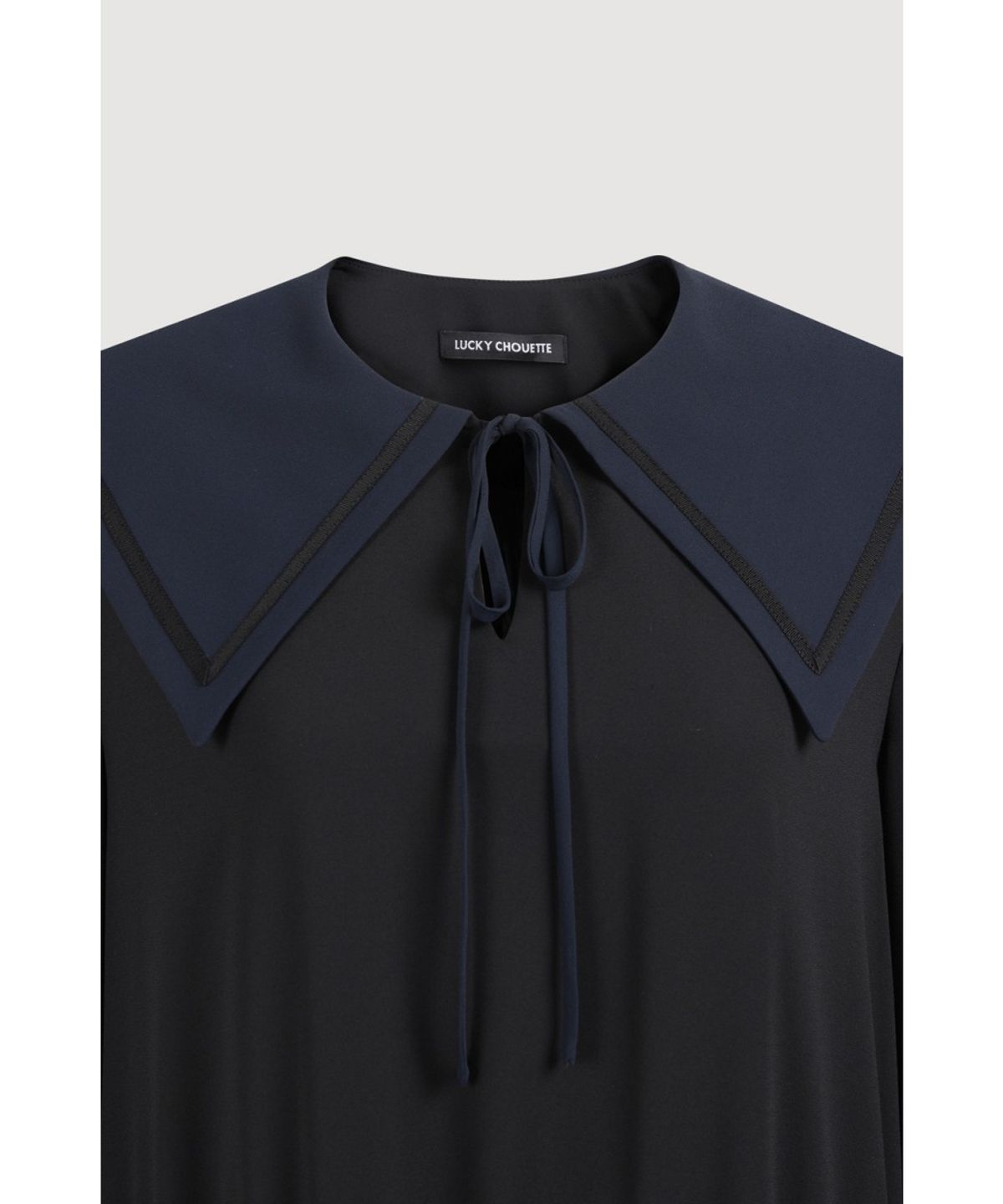 럭키슈에뜨(LUCKY CHOUETTE) Sailor Collar Long Dress (black) LFDAW25270BKX