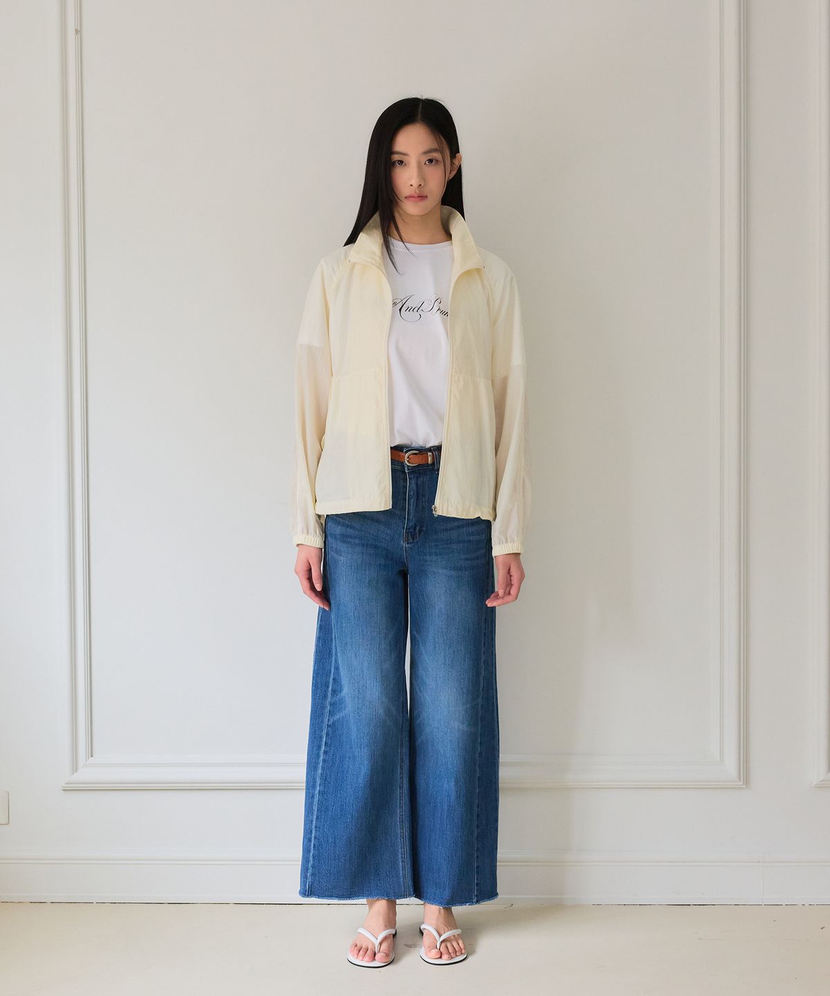 더엘로(THEELO) 사이드 패널 디테일 데님 (Deep Denim)