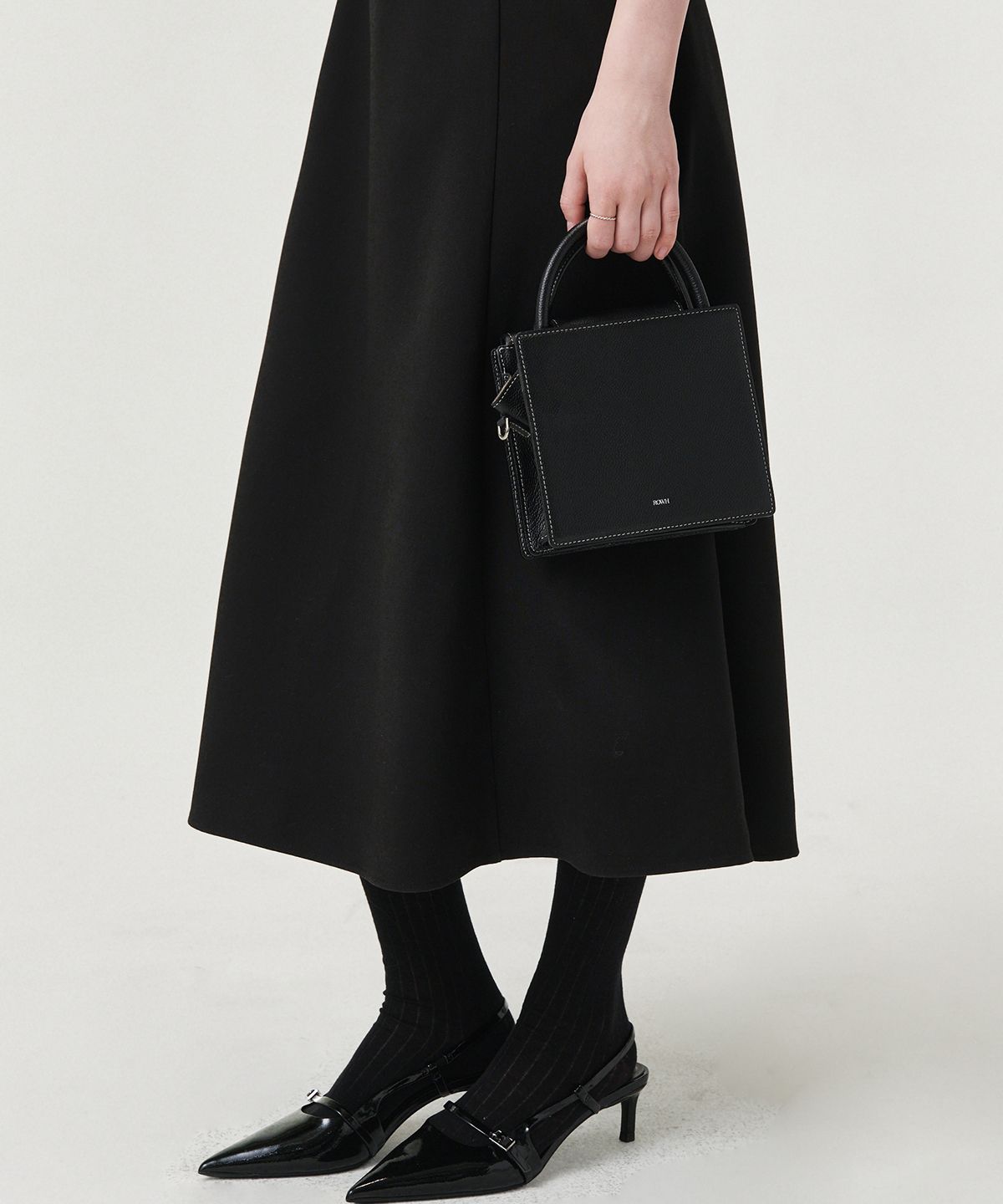 로브로브(LOVLOV) AUDRY DRESS