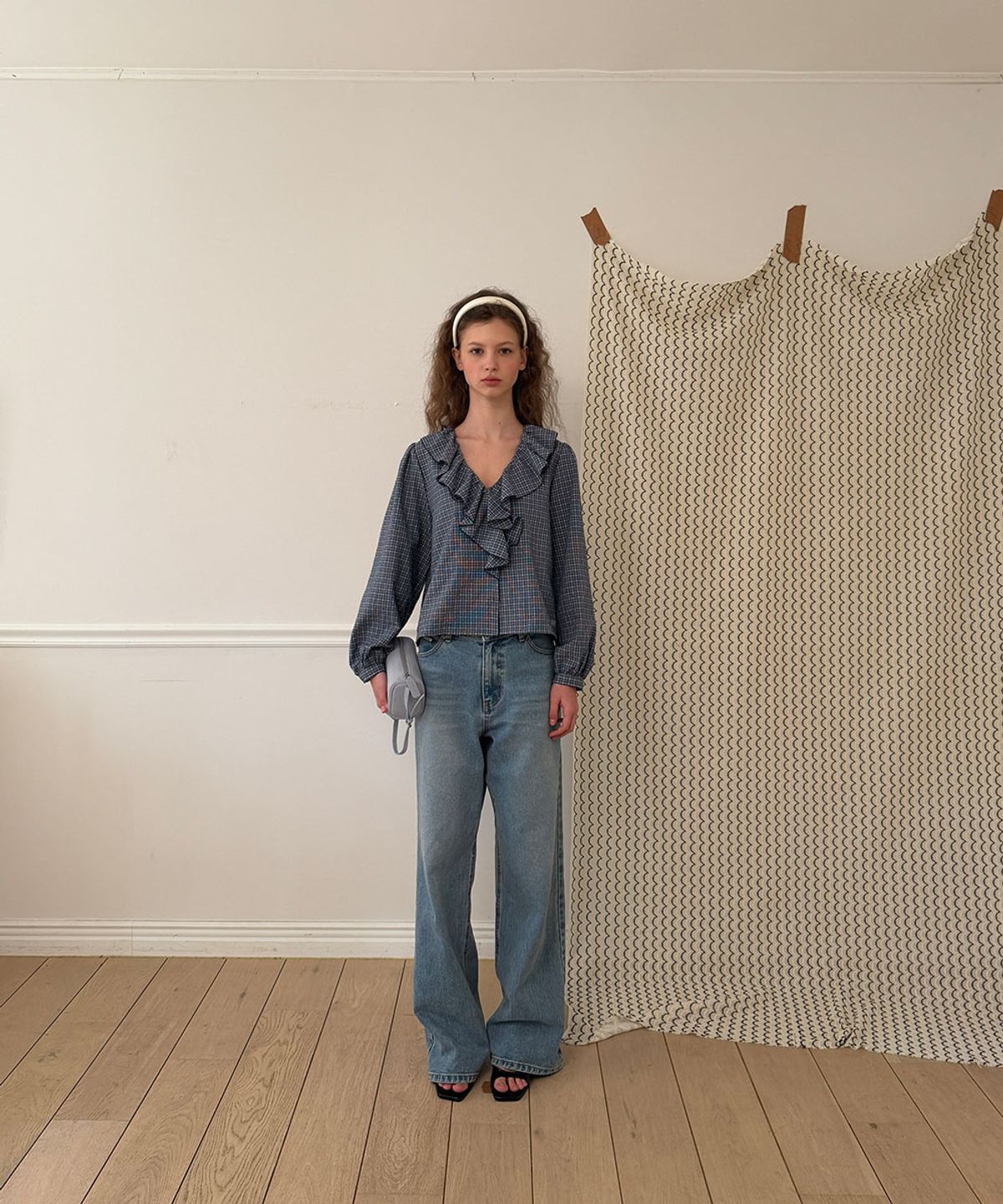어패럴아카이브(APPAREL ARCHIVE) Wave frill blouse - Check