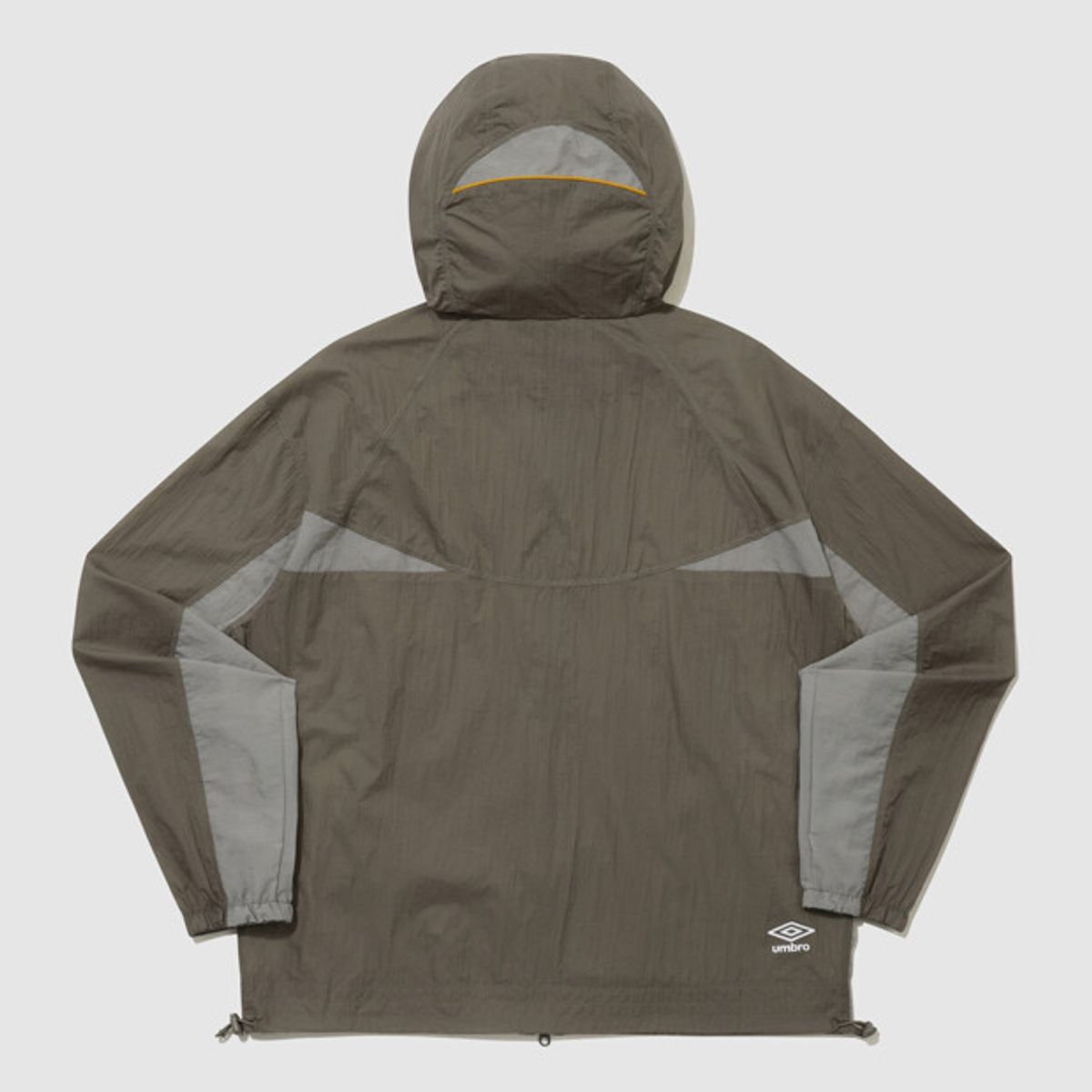 엄브로(UMBRO) 썬가드 초경량 후드 바람막이 자켓 브라운 UR221CJK43